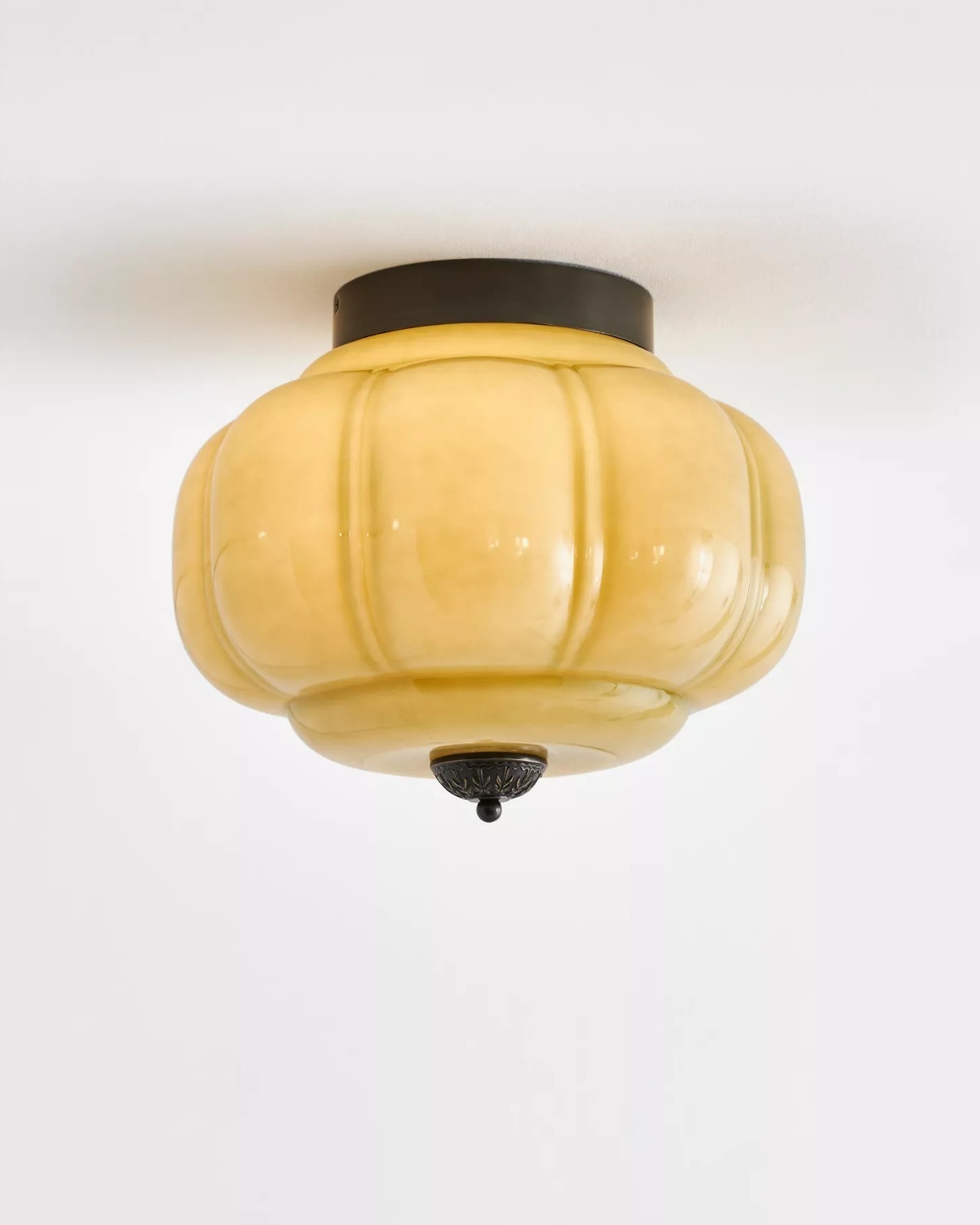 Чёрный светильник Элаиза с зелёным плафоном Louvre Home LFM150825SWL