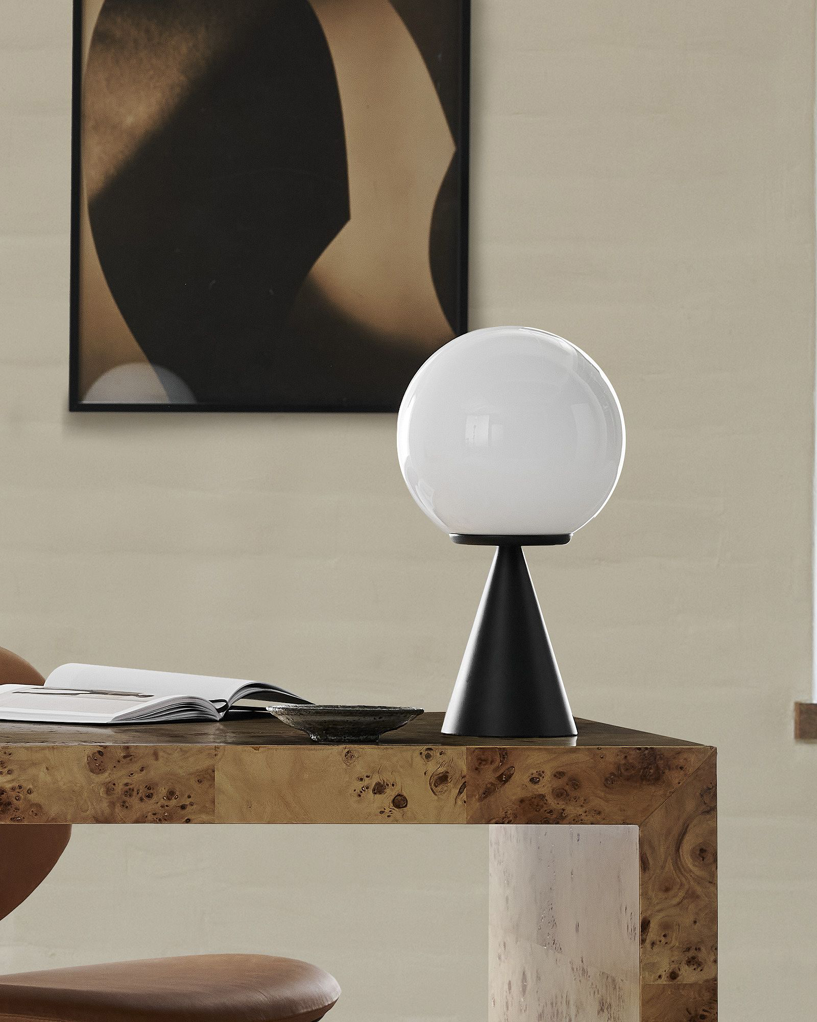 Чёрная настольная лампа Ардсли Louvre Home LTL884886MGI