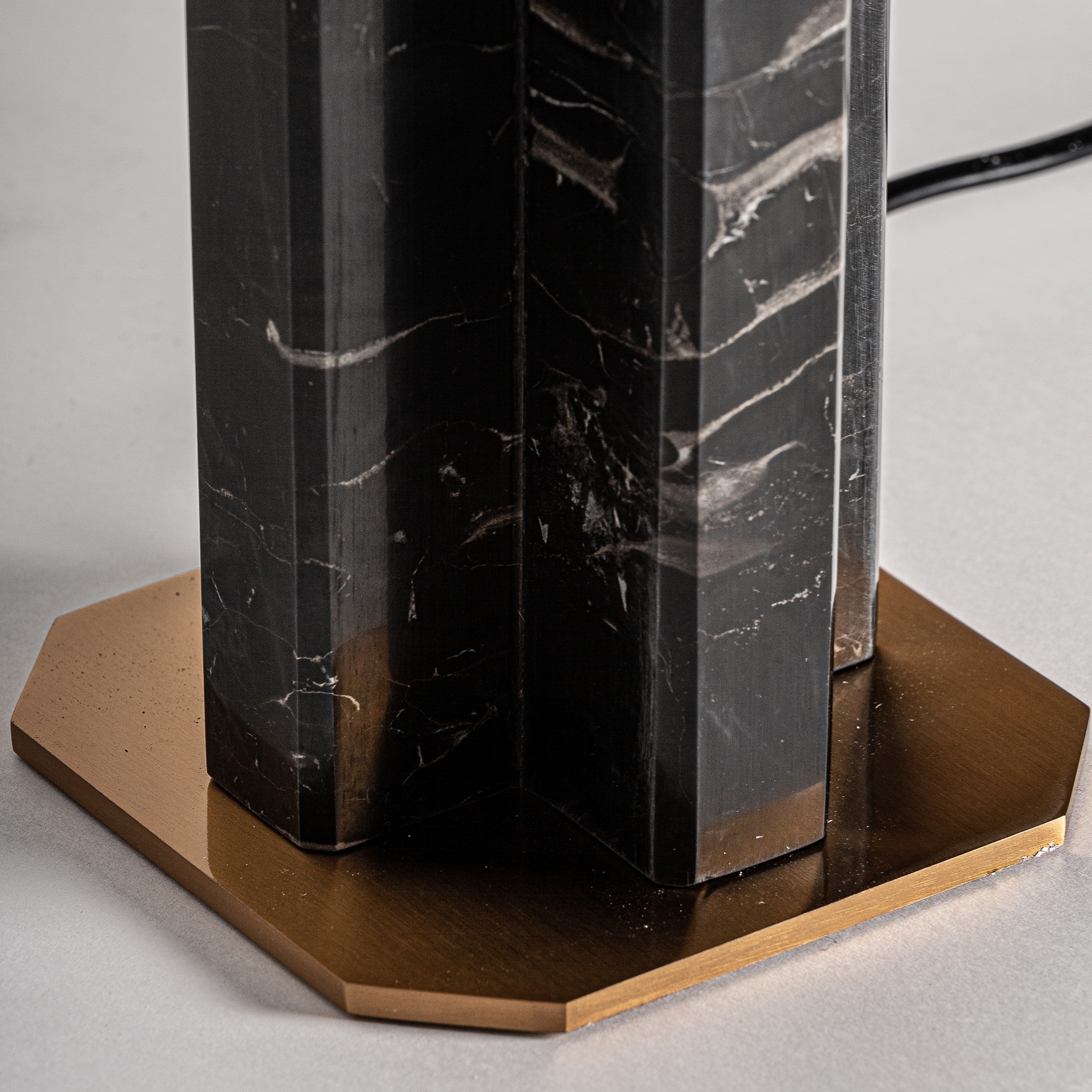 Настольная лампа 33631 Vical