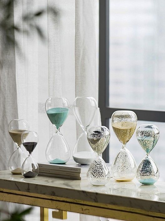 Декоративное изделие Песочные часы Glasar 73229-WHIT