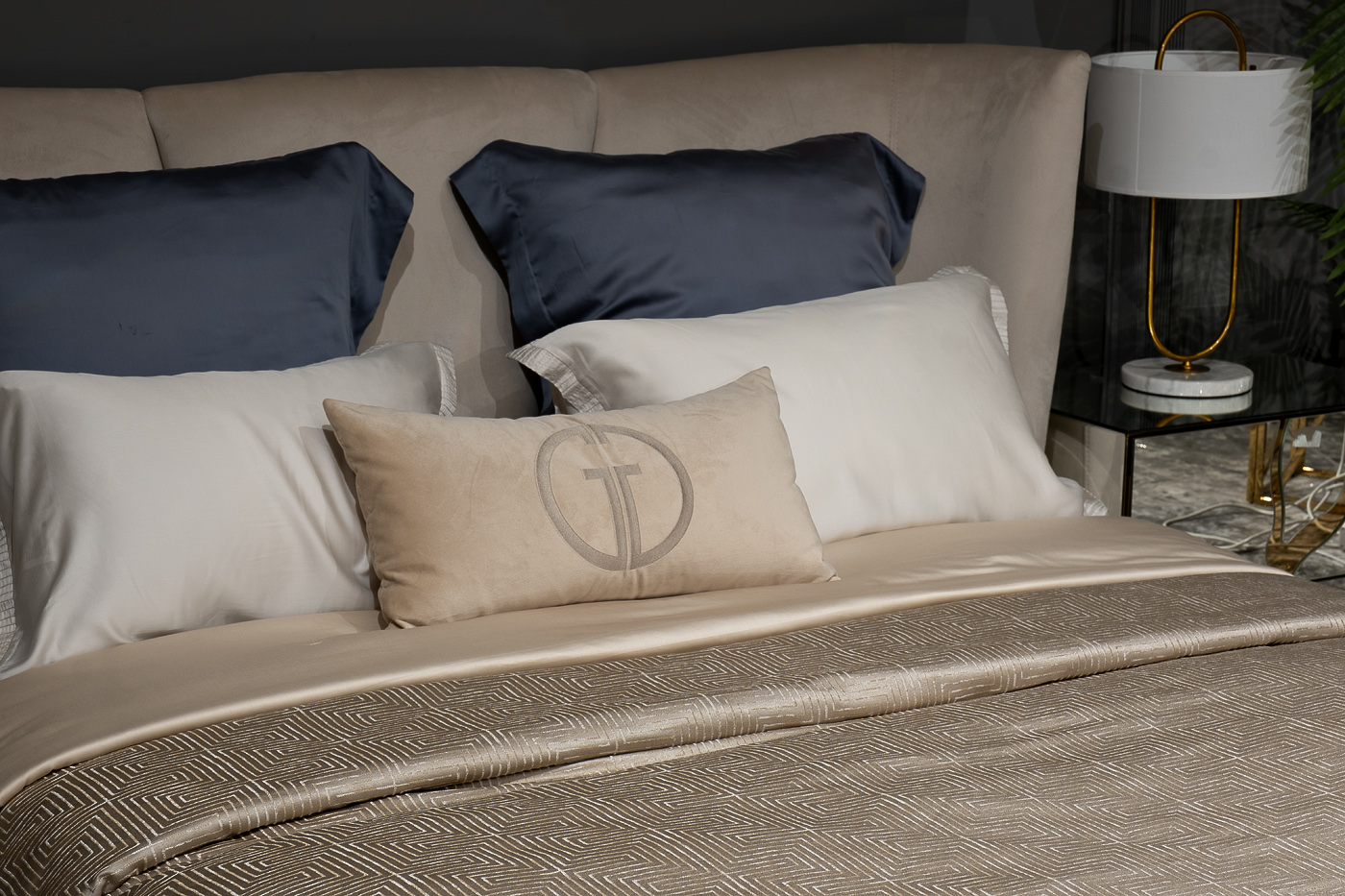 Покрывало бежевое Garda Decor 121GD-12114