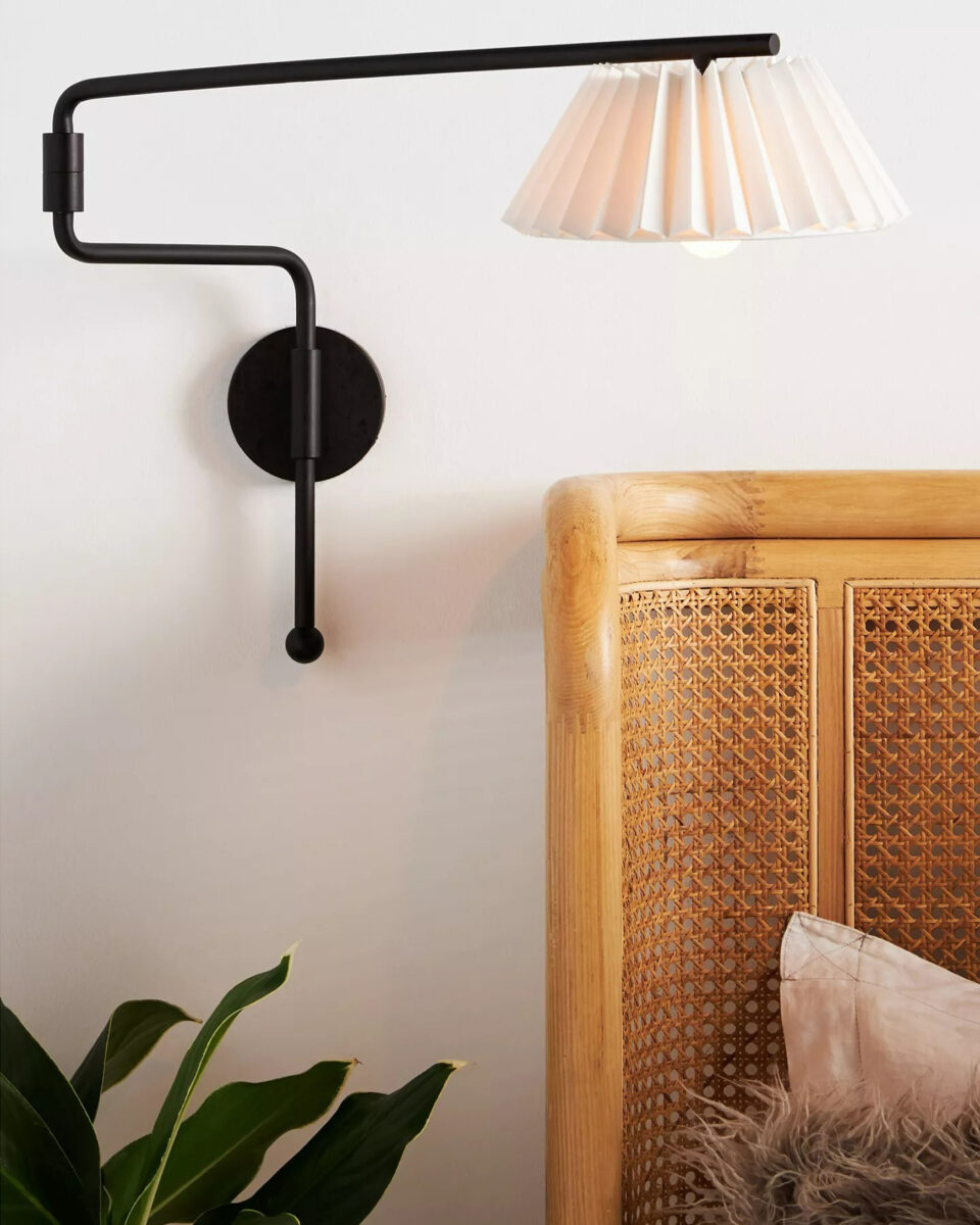 Черное бра Харриетт Louvre Home LHLSC270324SWL