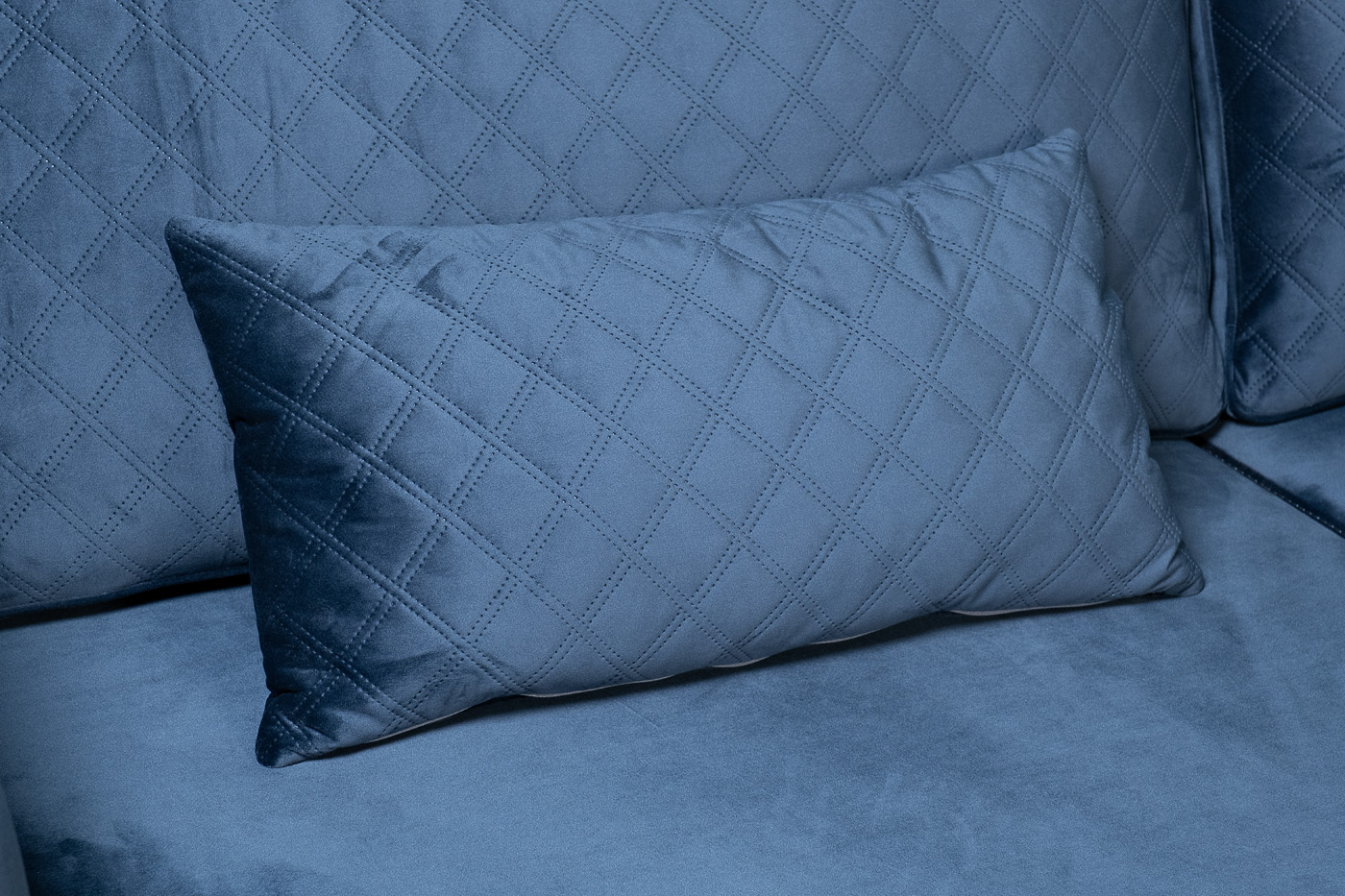 Диван Trevi трехместный раскладной с кантом Garda Decor GD-TREVI-230M-2