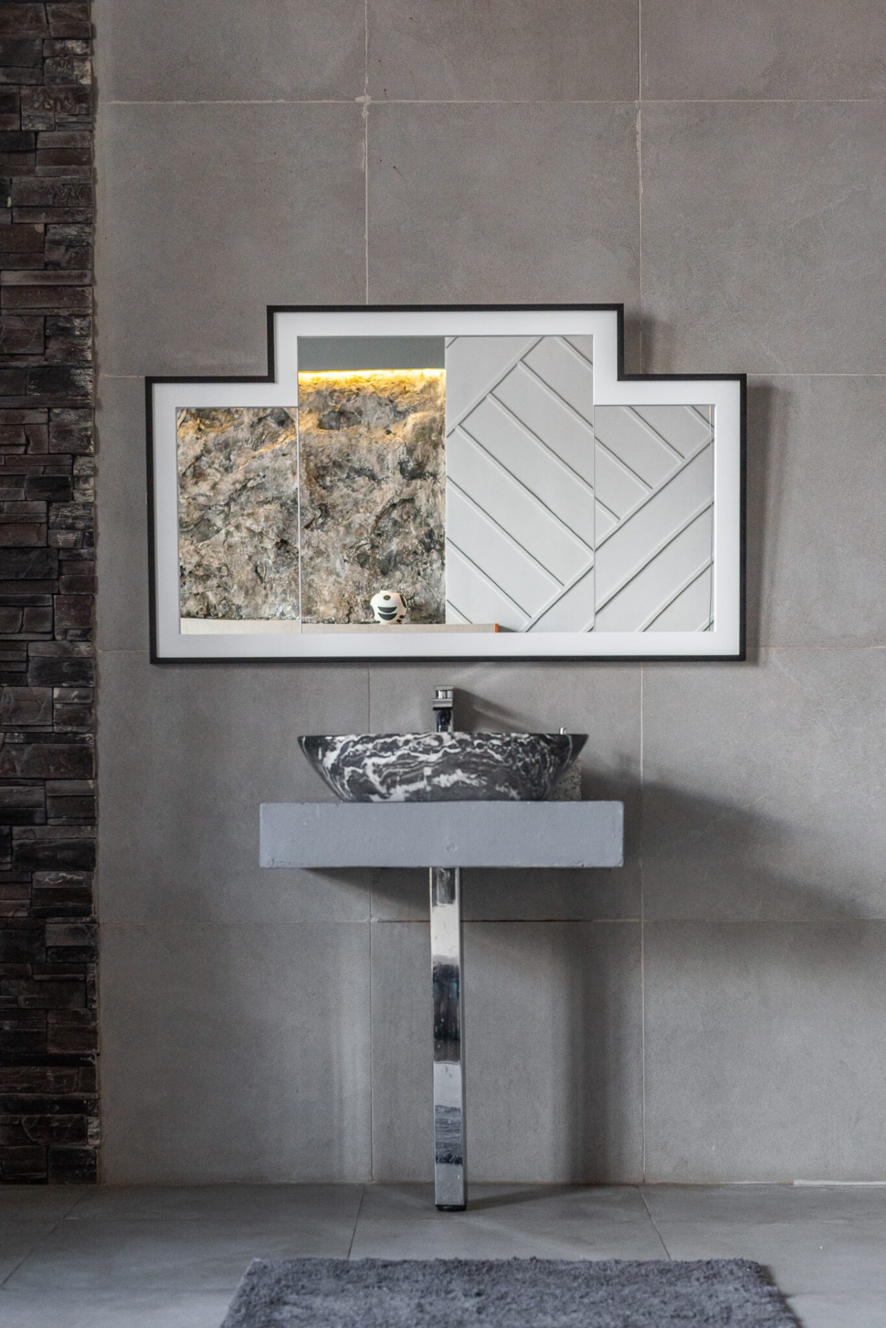 Зеркало BountyHome Esthete mv438