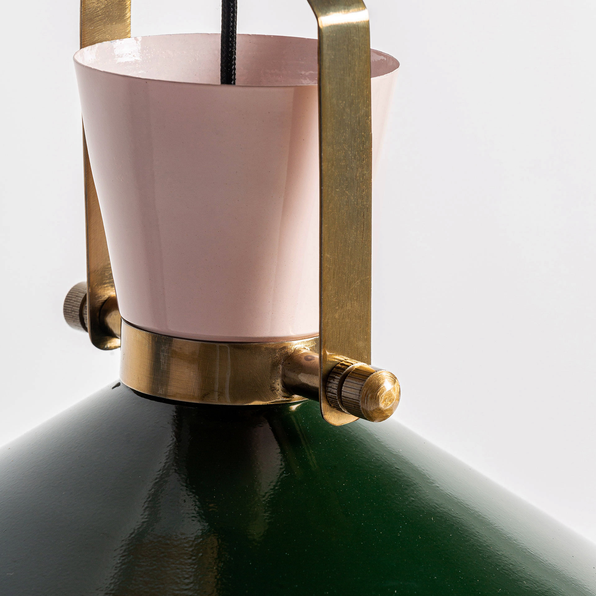 Подвесной светильник 28697 зелено-кремовый цвет Vical