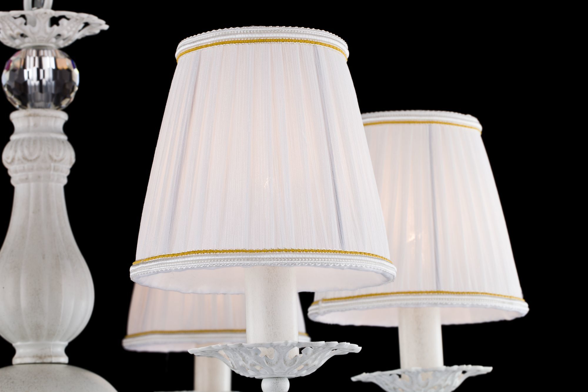 Люстра Freya FR2307-PL-06-WG