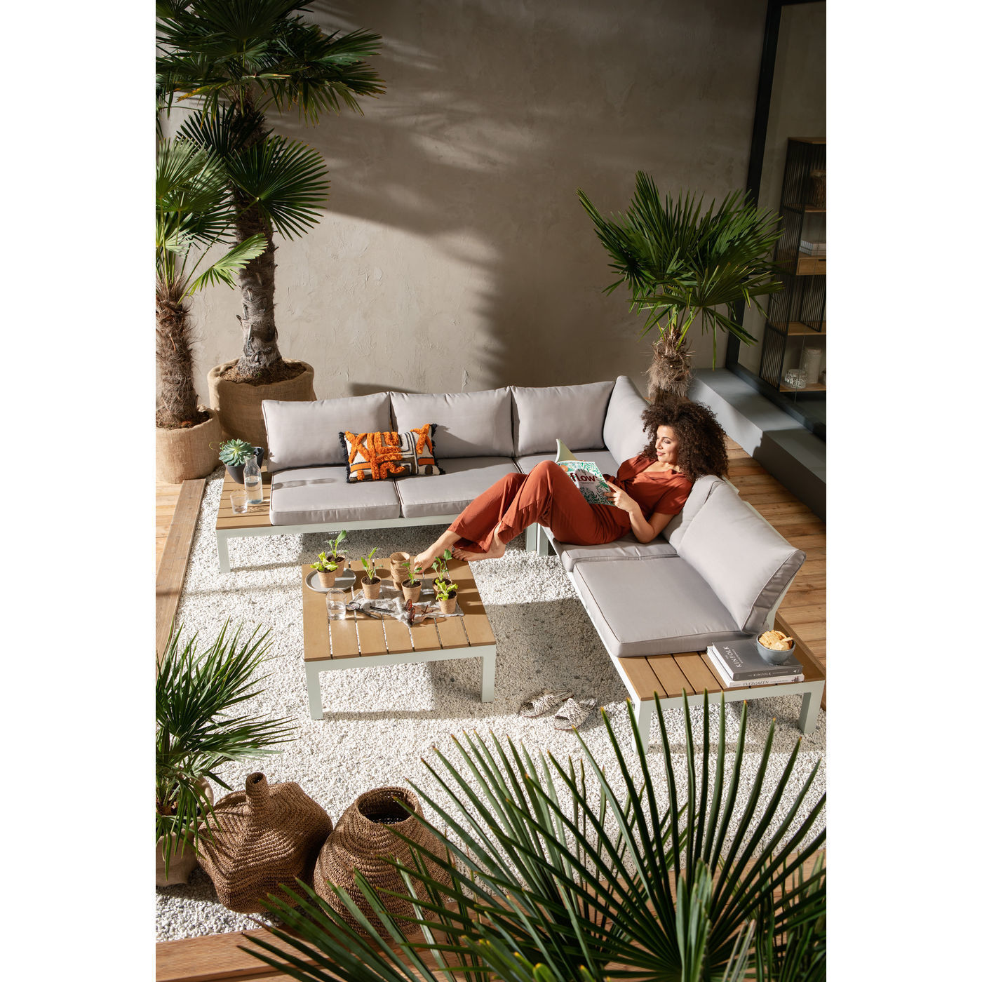 Диван угловой Fiesta 84085 KARE