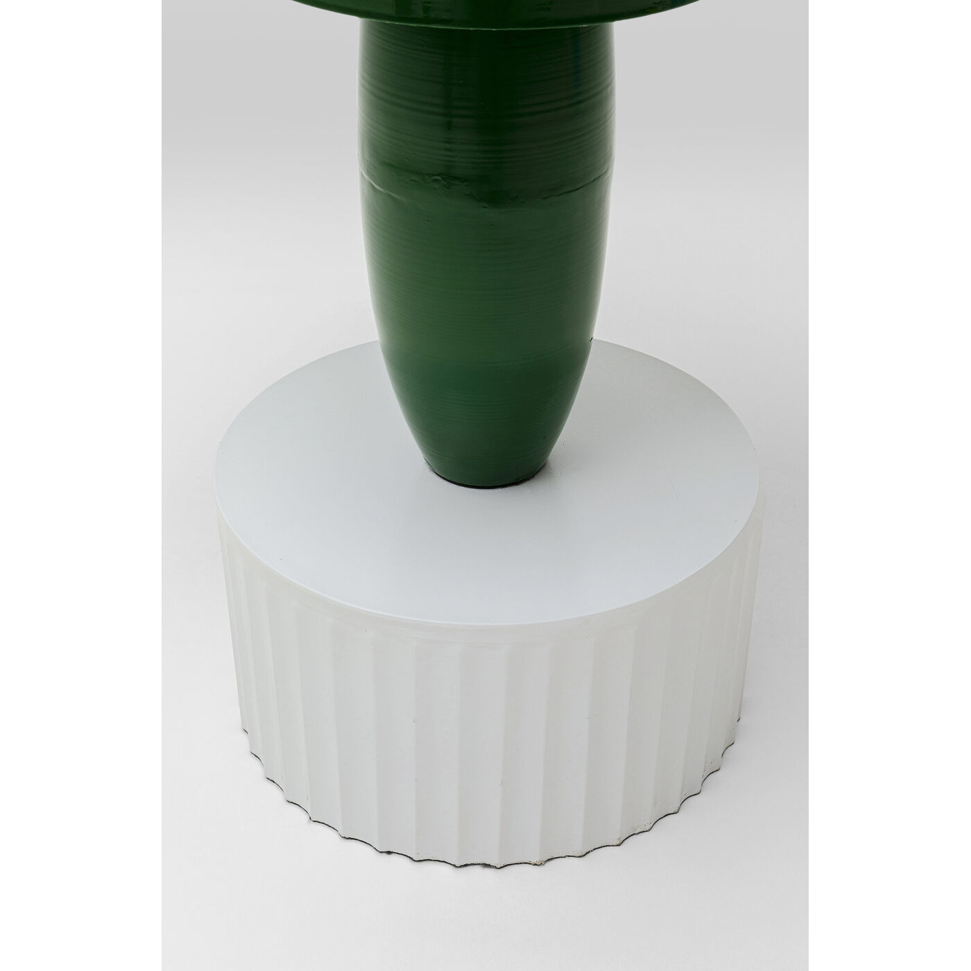 Приставной стол Memphis Green Ø40cm KARE 70380