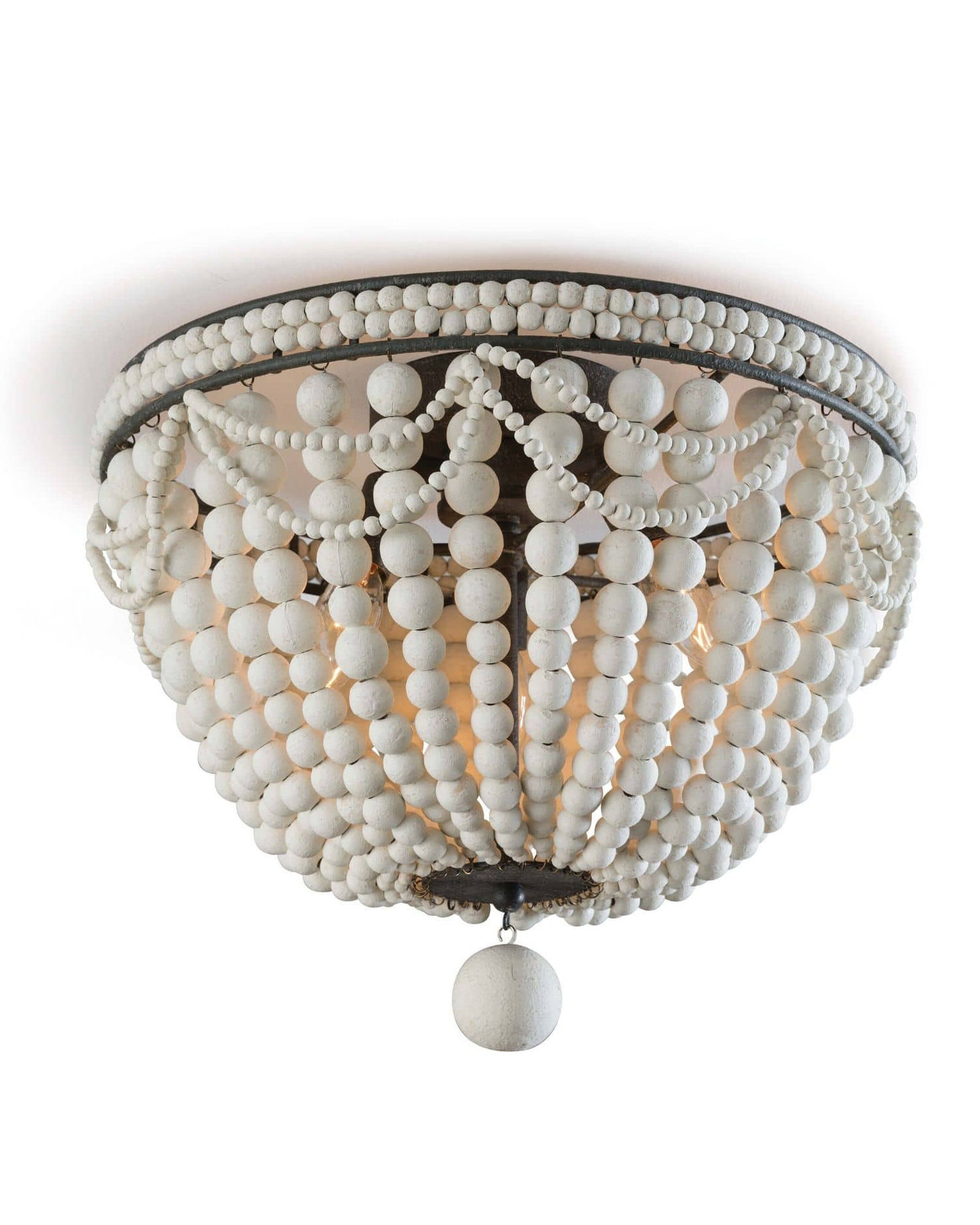 Потолочный светильник с белыми бусами Малибу Louvre Home LHLFM141023SWL