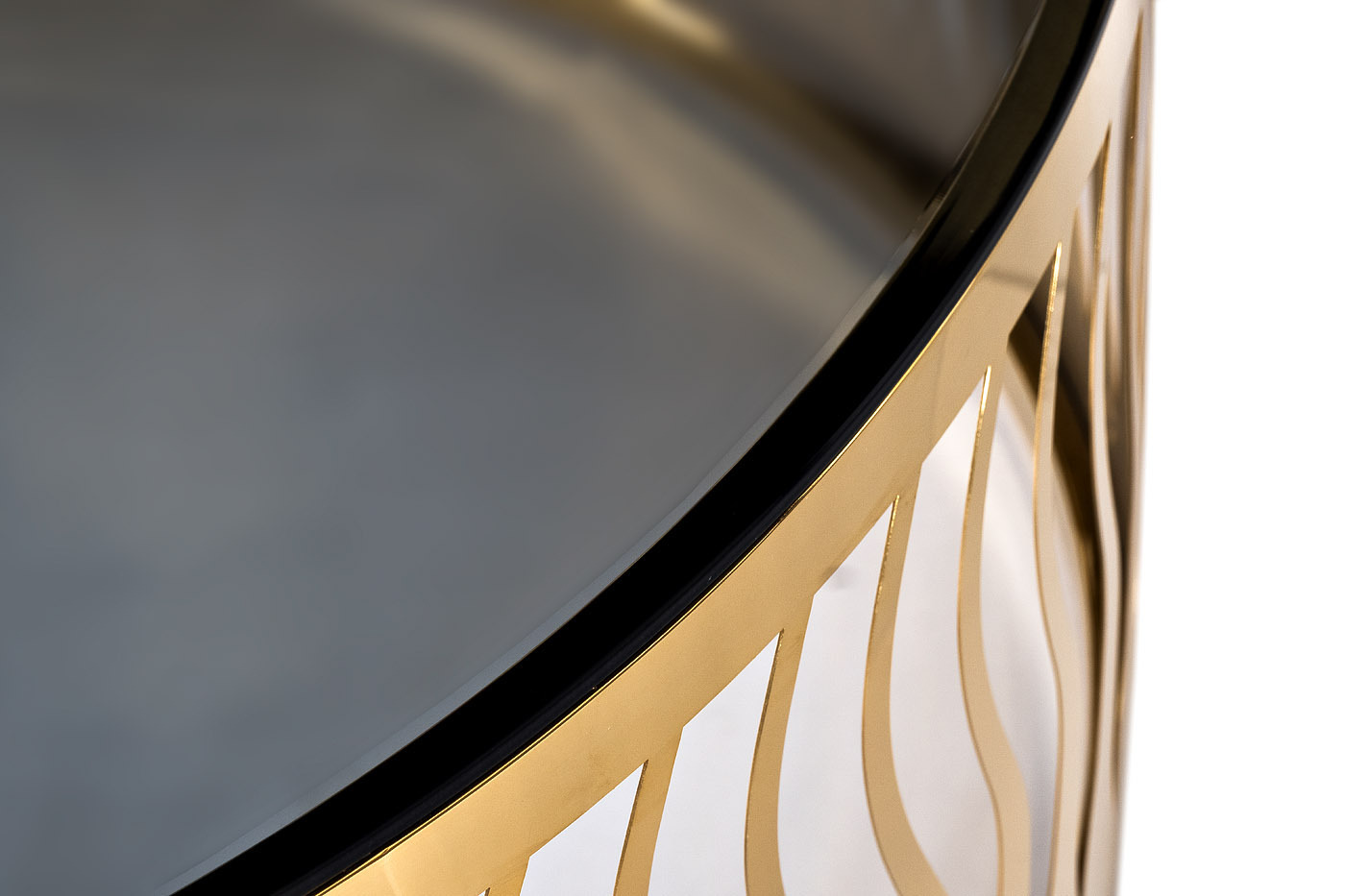 Стол журнальный Wave тонир.стекло/золото Garda Decor GY-CT8149GOLD