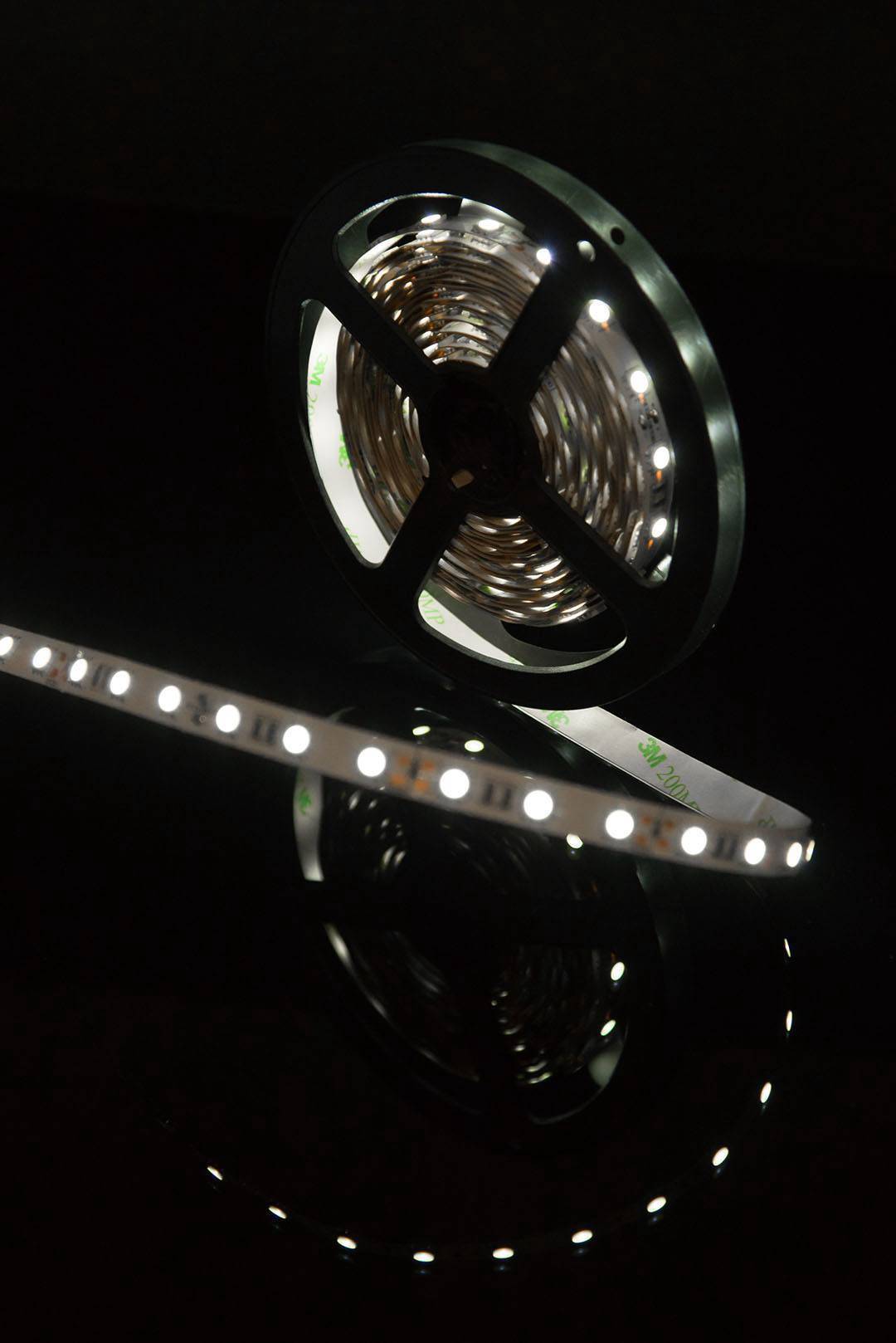 Лента светодиодная SWG SWG560-12-14.4-UW-M