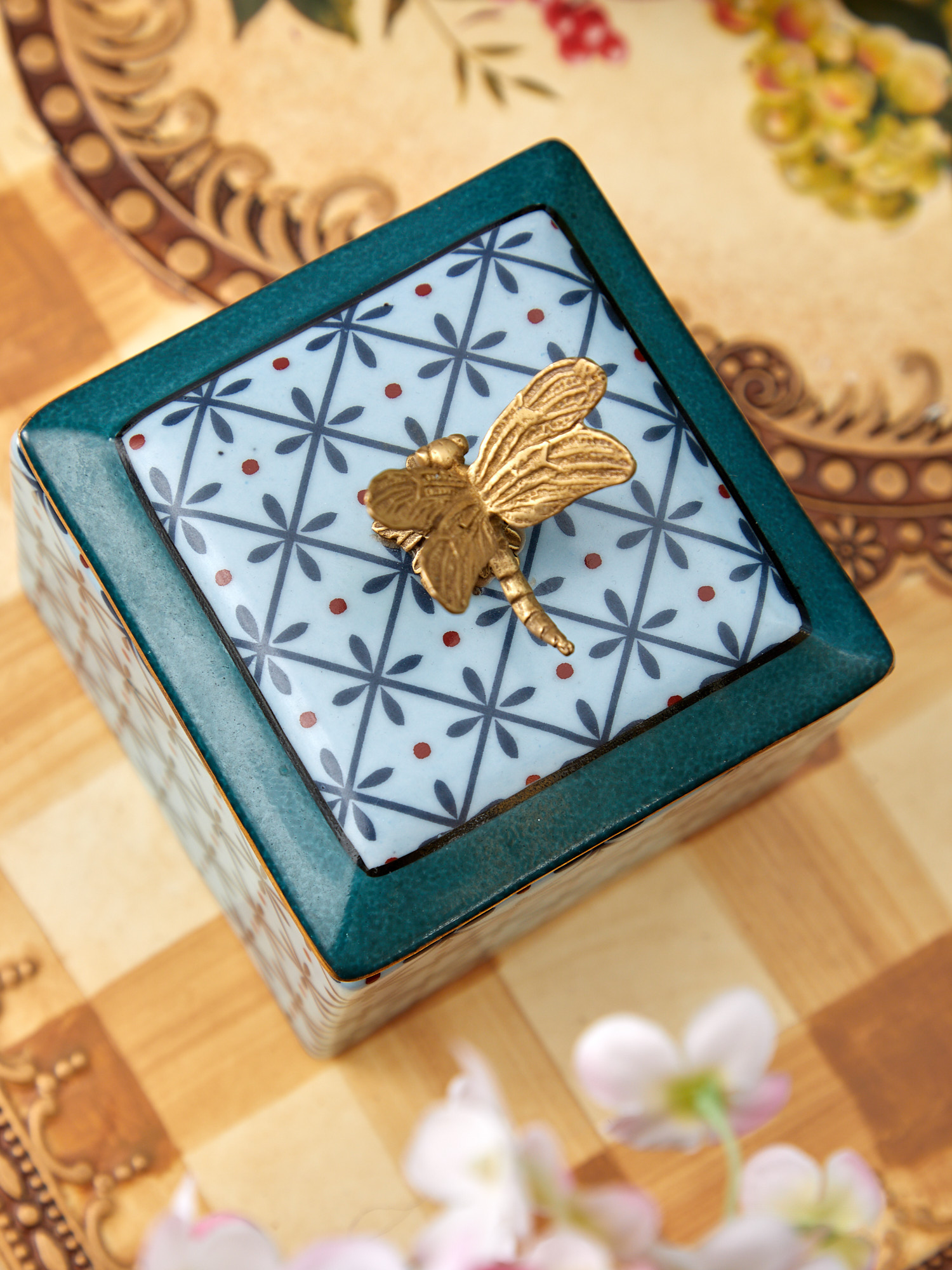 Шкатулка со стрекозой Glasar B841/HLB2204