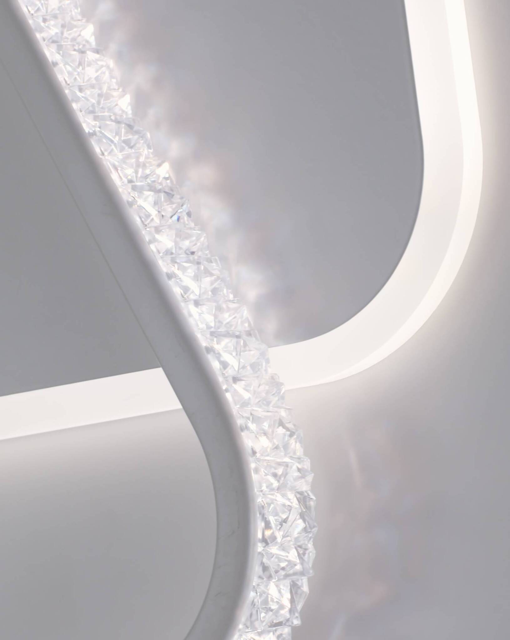 Светодиодный потолочный светильник с пультом Moderli V2900-WL Lira LED 130W