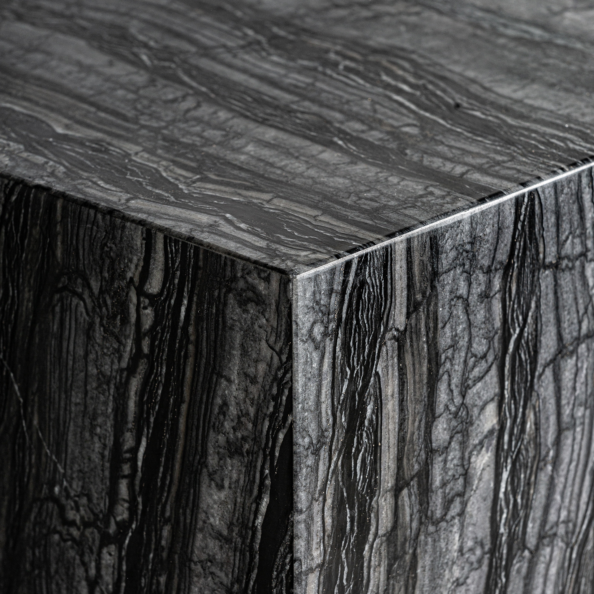 Постамент Chaintre 36372 Vical