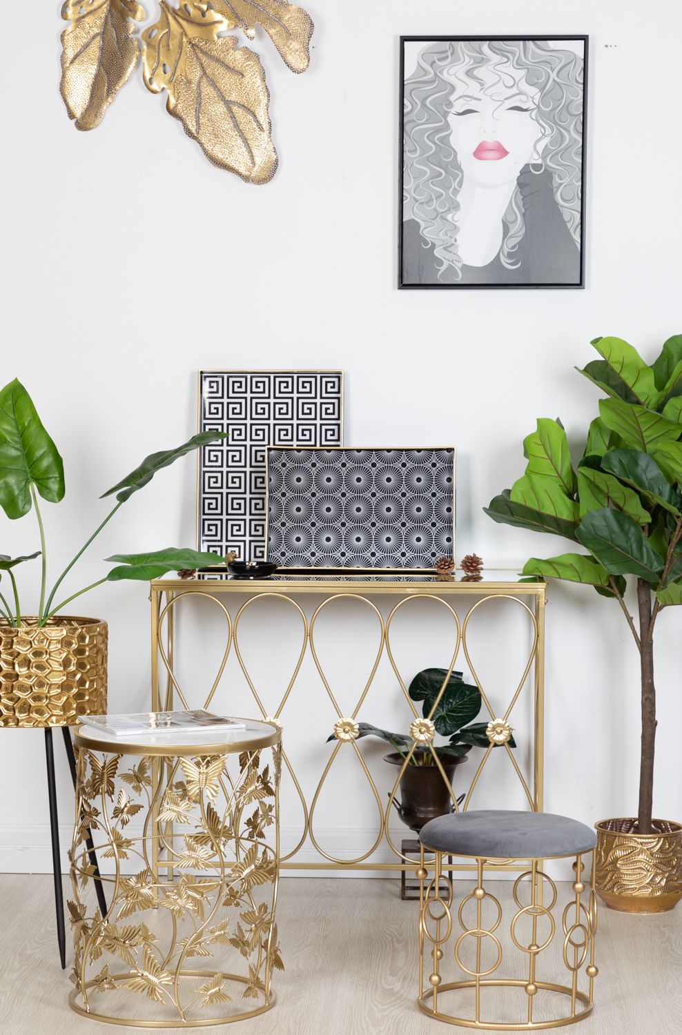 Столик интерьерный с белым мрамором Glasar 54-113