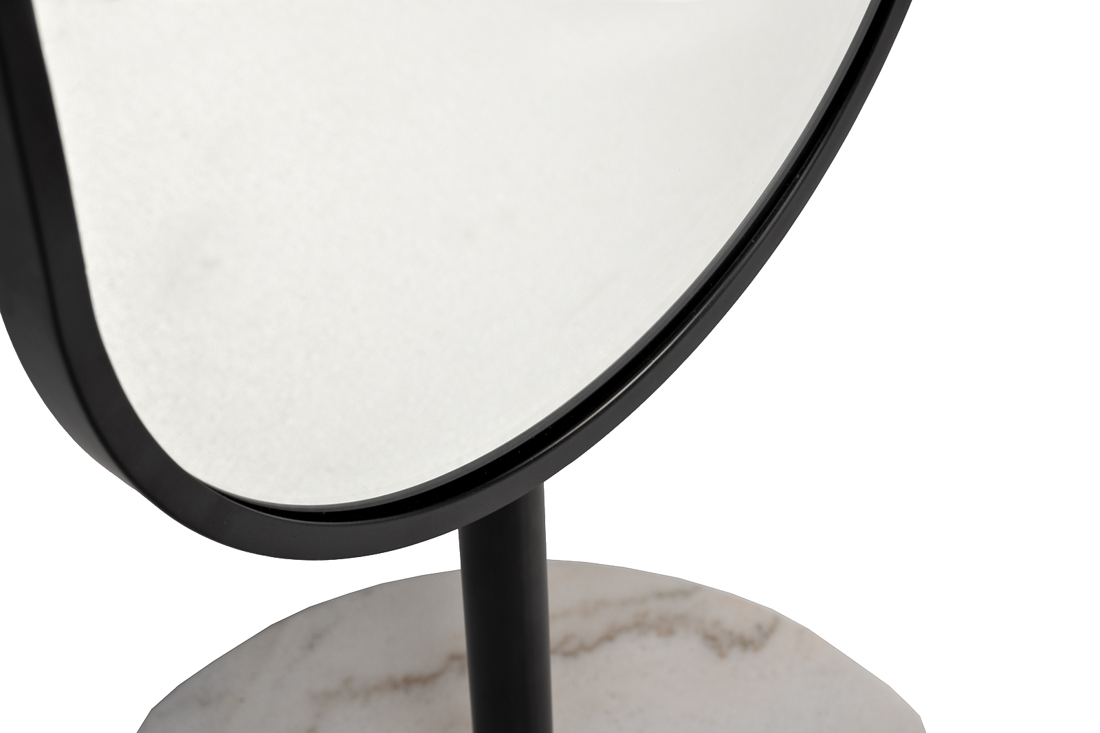 Зеркало напольное овальное в черной раме Garda Decor 19-OA-9889