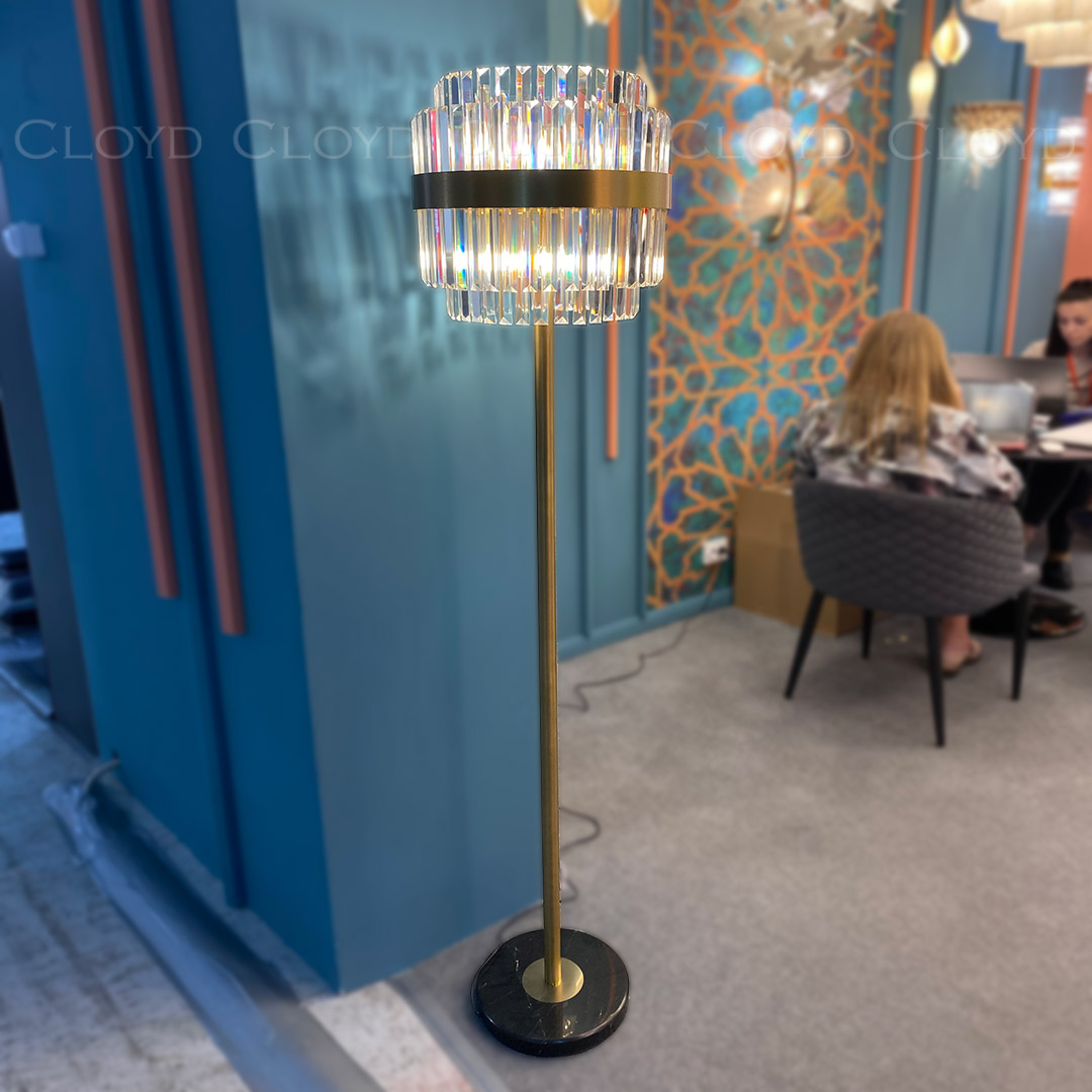 Торшер Cloyd Brotigan 40020