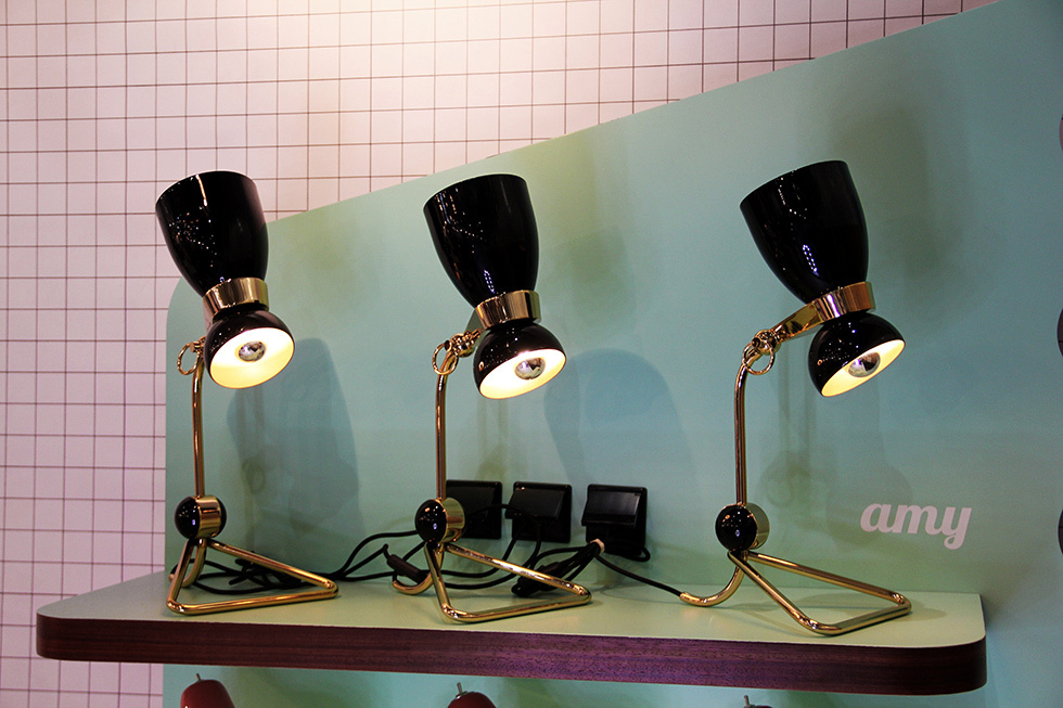 Настольная лампа Delightfull AMY TABLE