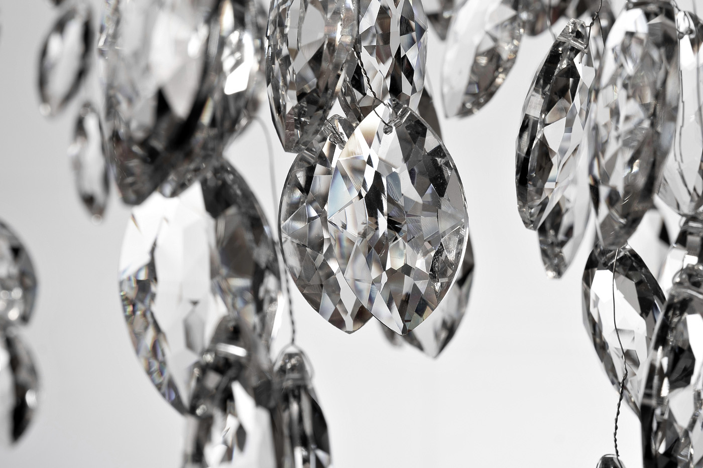 Люстра со стеклянными подвесами цвет ром Garda Decor 86-8068/1200S