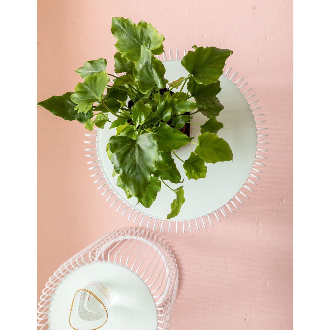 Столик приставной Wire 80180 KARE