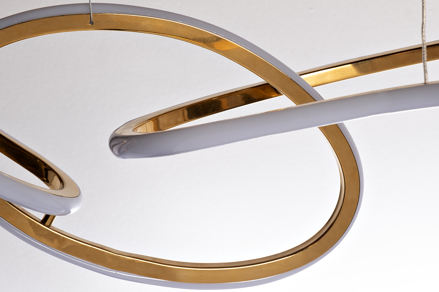 Люстра подвесная золотая Garda Decor K2KML15105