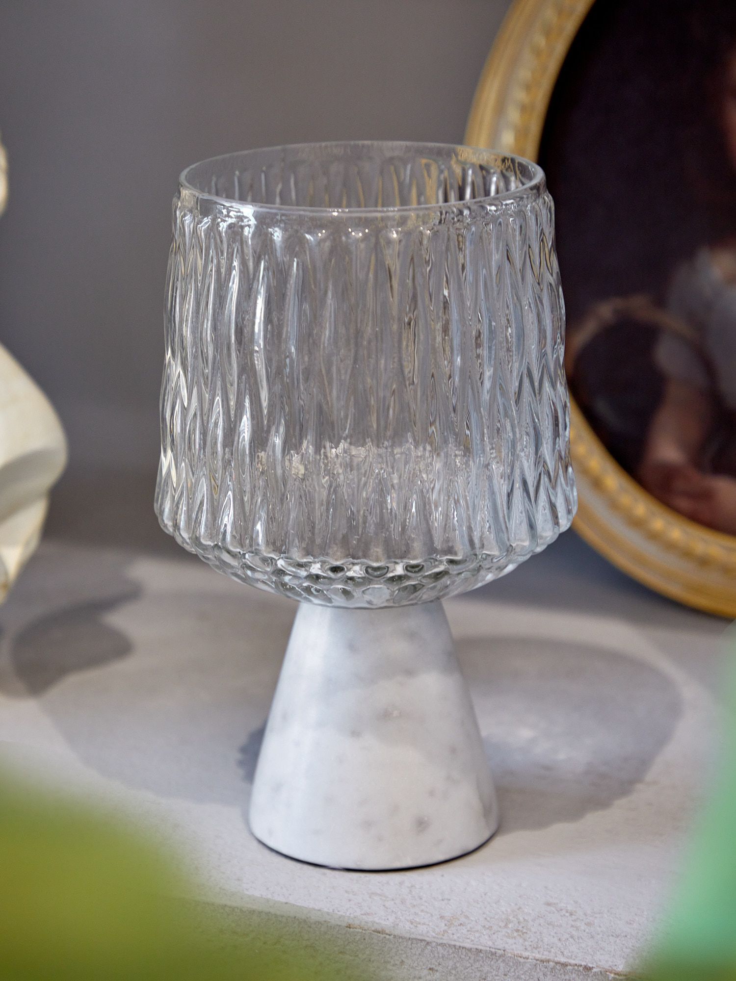 Подсвечник на мраморной подставке Glasar C5557