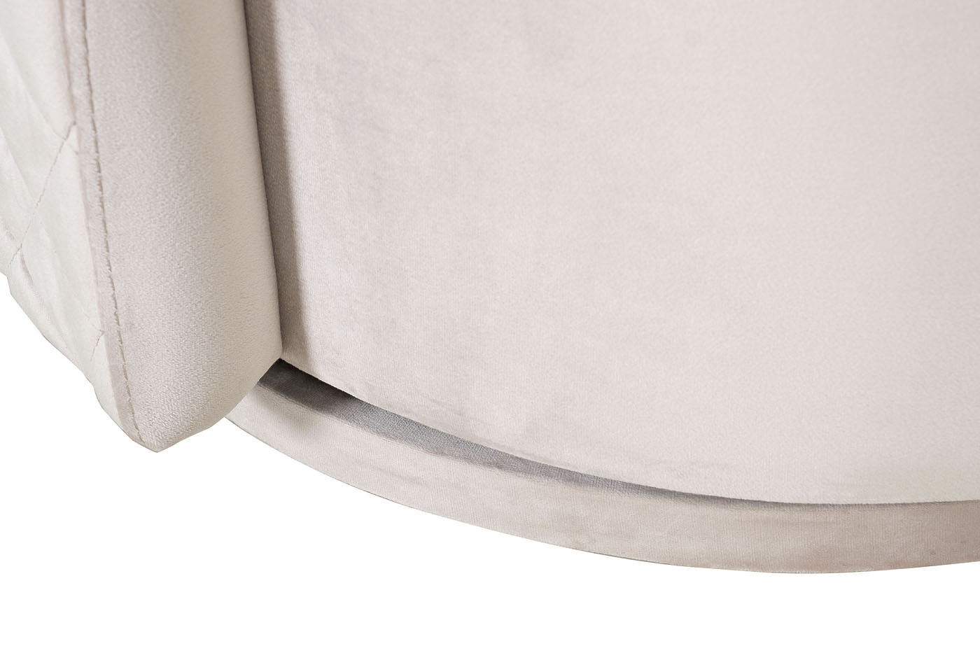 Кресло Verona Basic вращающееся велюровое бежевое Garda Decor VERONA BASIC-2K-БЕЖЕВЫЙ-Bel09