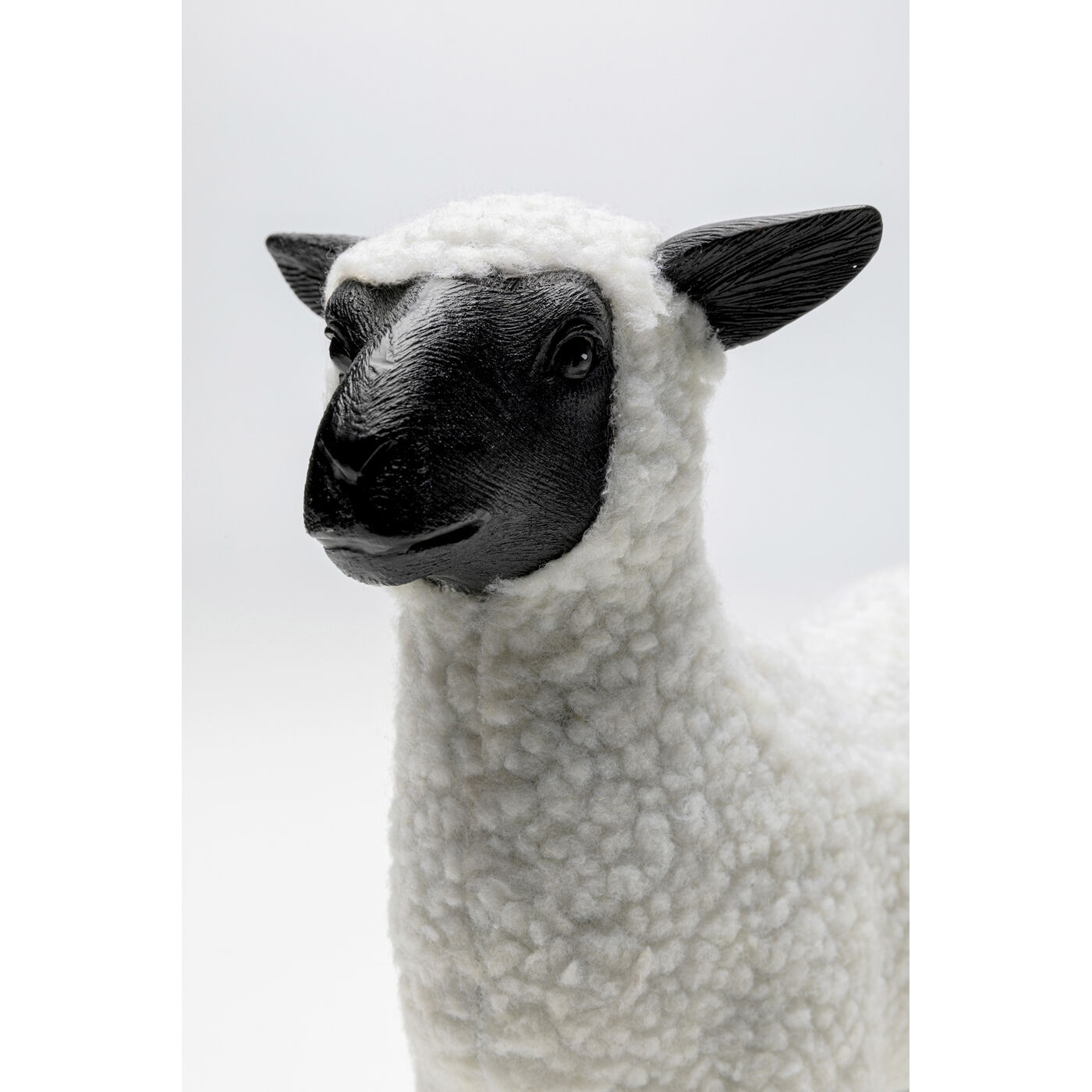 Фигура декоративная Happy Sheep Wool White 28 см KARE 56049
