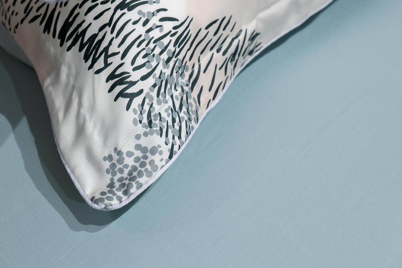 Комплект из 2х наволочек Нувола 50х70см бирюзовый с принтом Garda Decor 144HF-70608