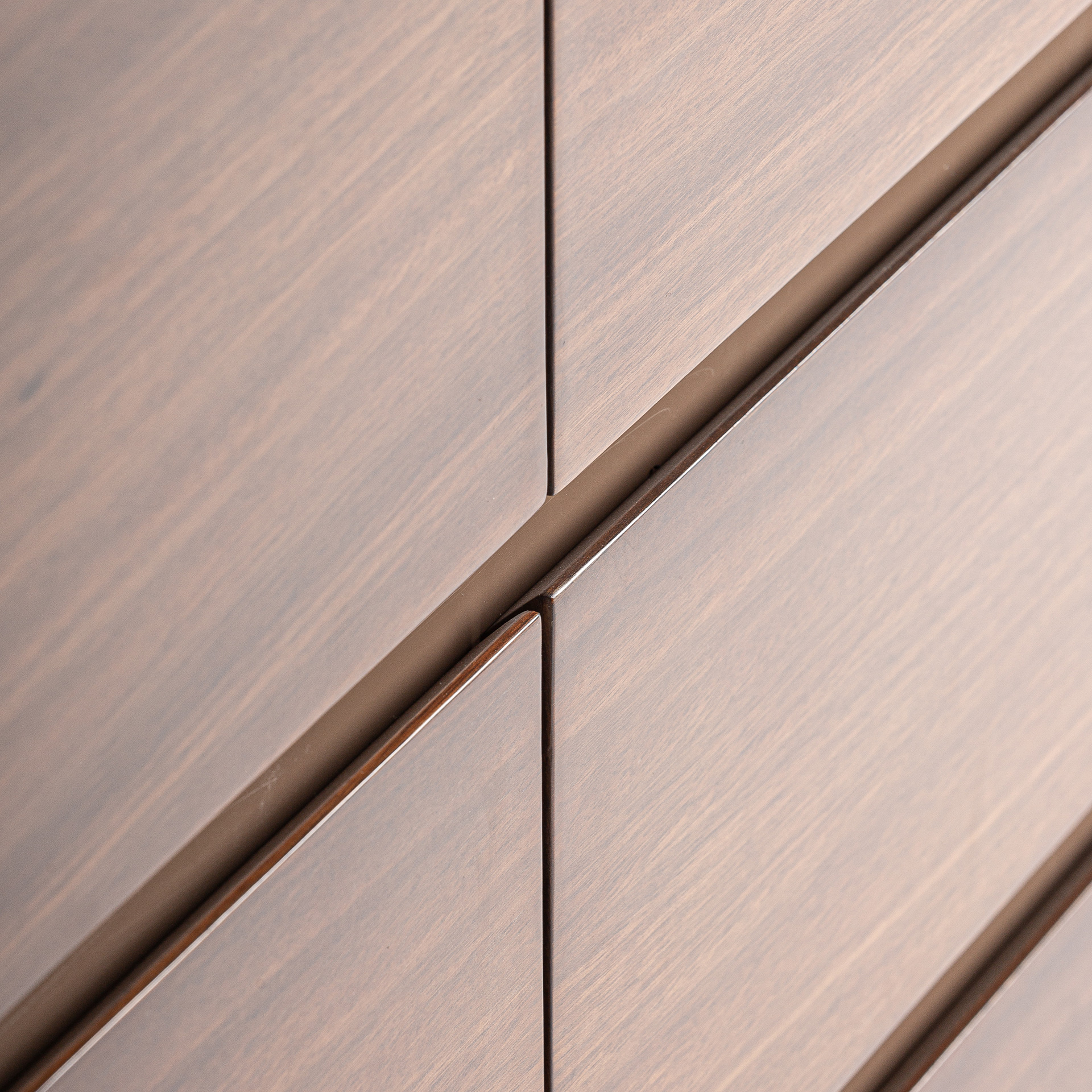 Современный комод Soaza Vical