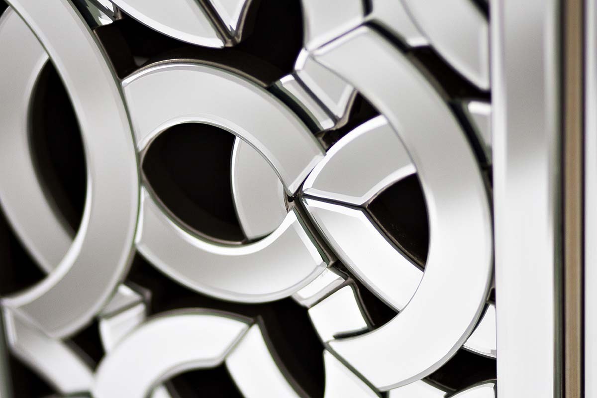 Комод зеркальный двухдверный Garda Decor KFC974