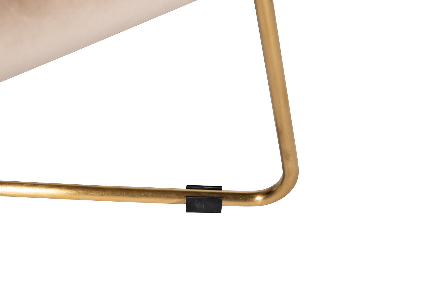 Кресло велюровое бежевое/матовое золото Garda Decor 46AS-AR2976-BG