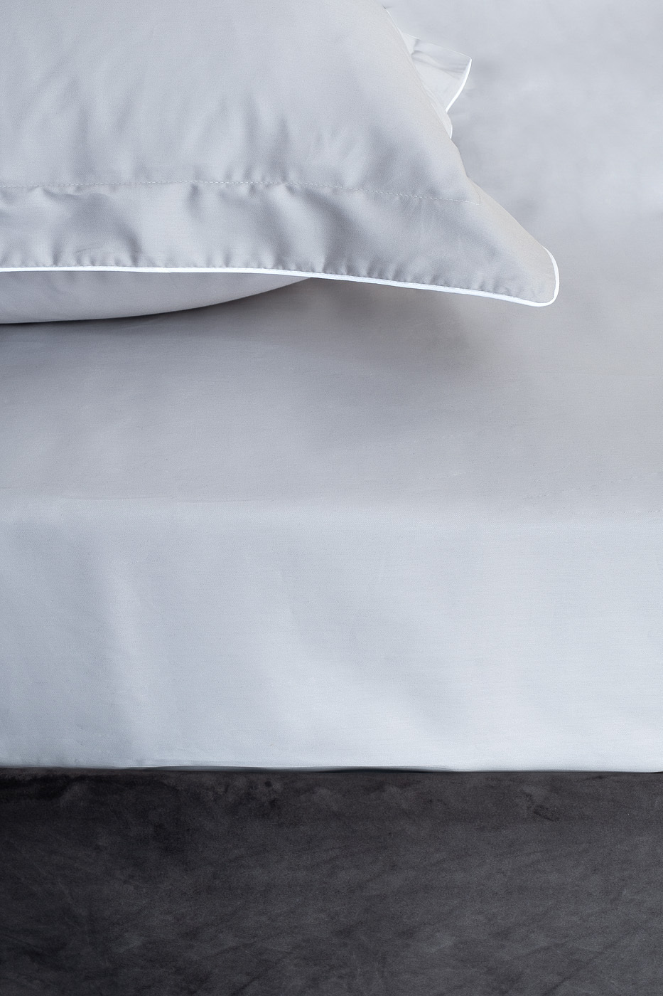 Простыня сатиновая 240х250см серая Garda Decor 107TD-D002G-PROS SER