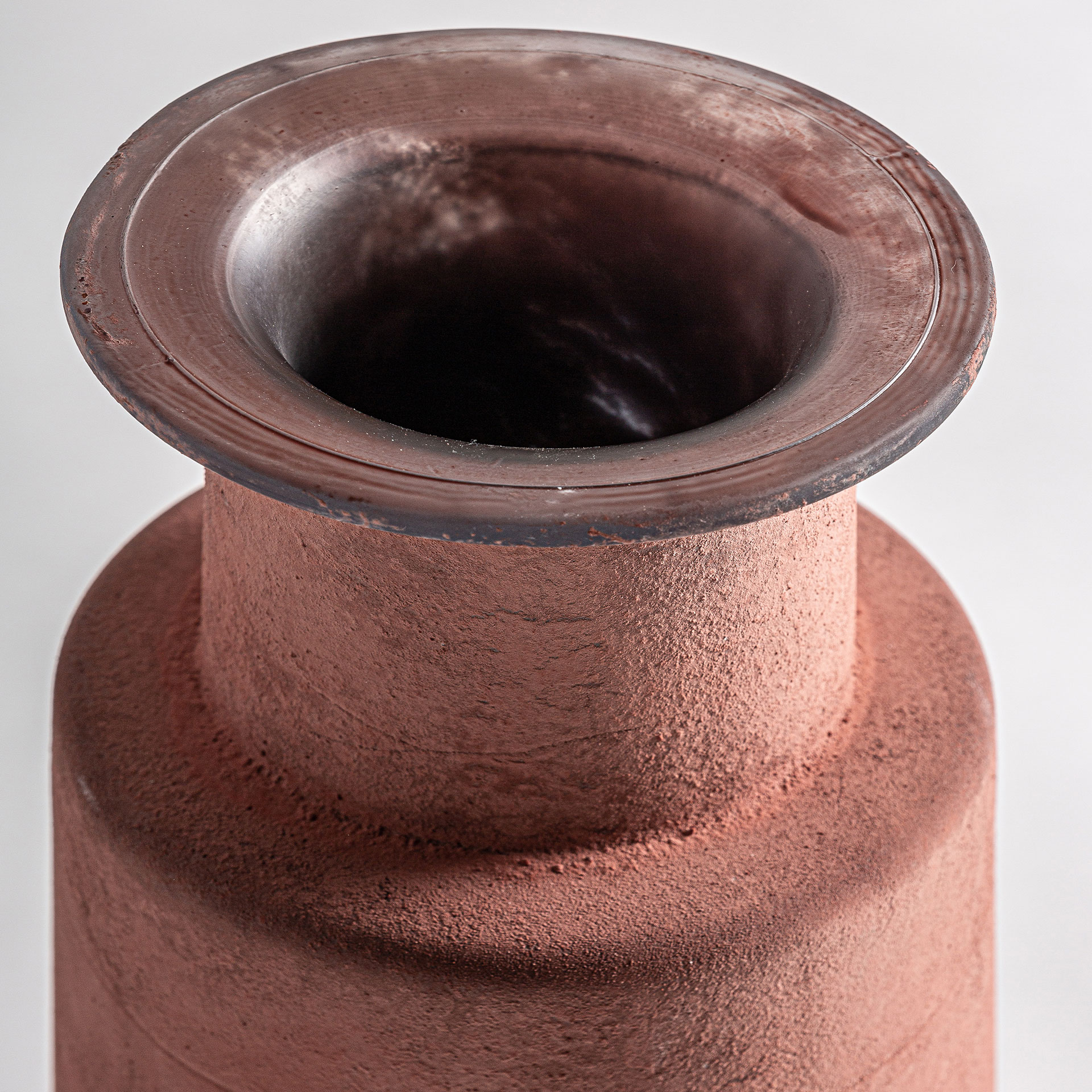 Ваза Den коричневая высота 45 см Vical