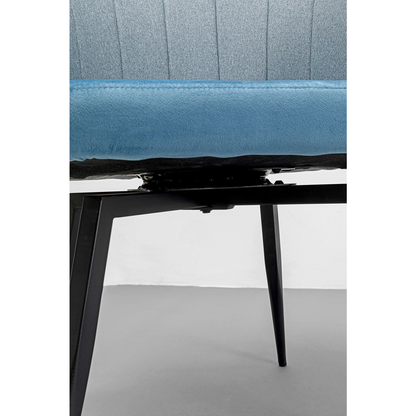 Стул вращающийся KARE Merida 87445