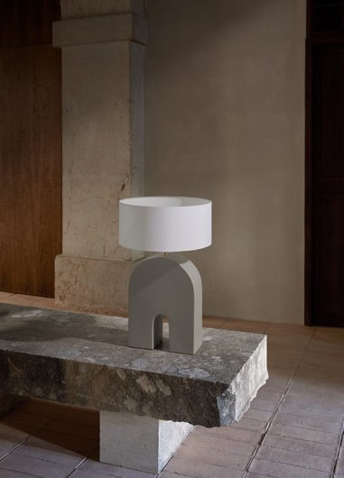 Настольная лампа Home золотой металл + белый абажур 801011/41 Aromas del Campo