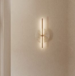 Бра Point латунный металл с диском из алебастра Aromas del Campo