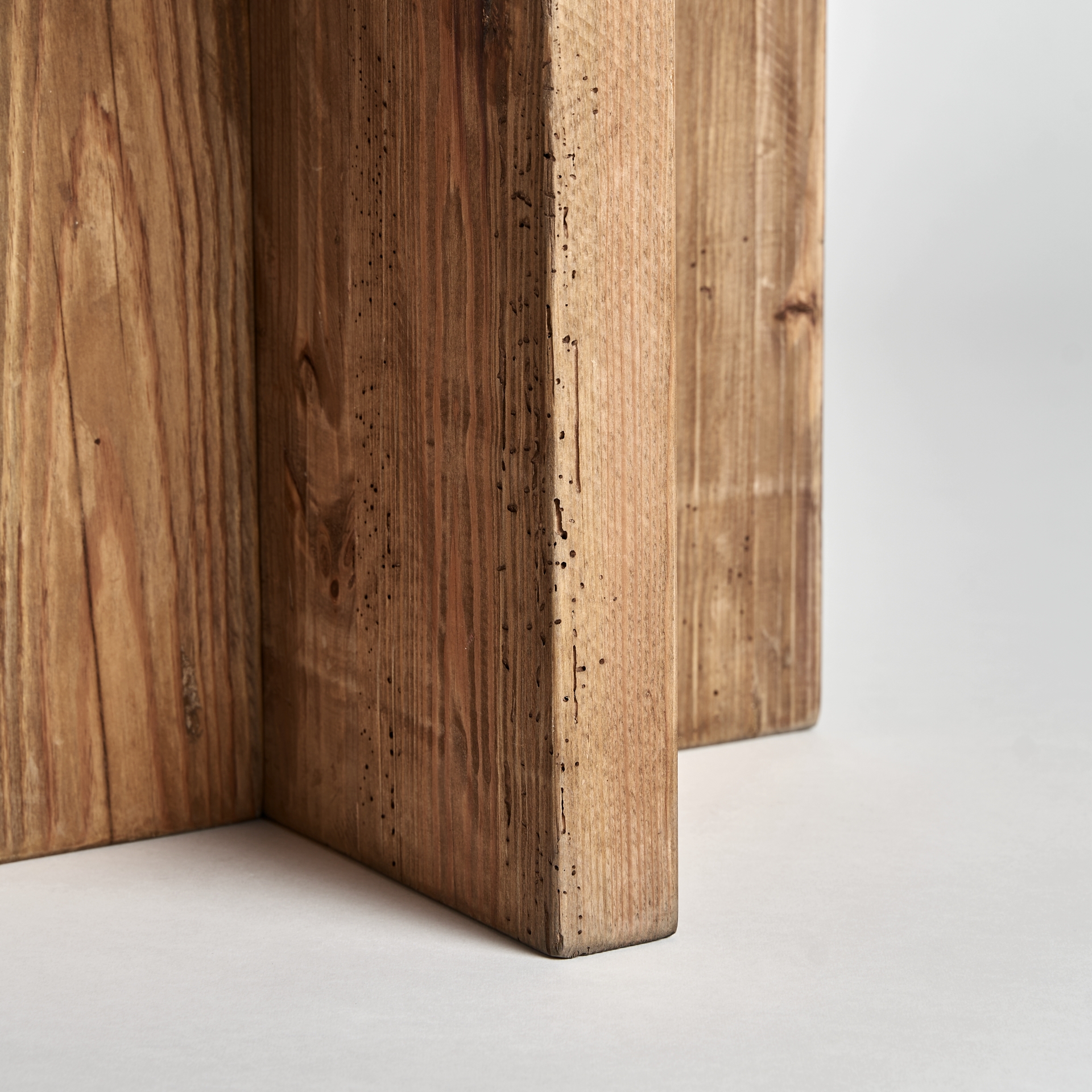 Приставной столик Crissey 60x60 Vical