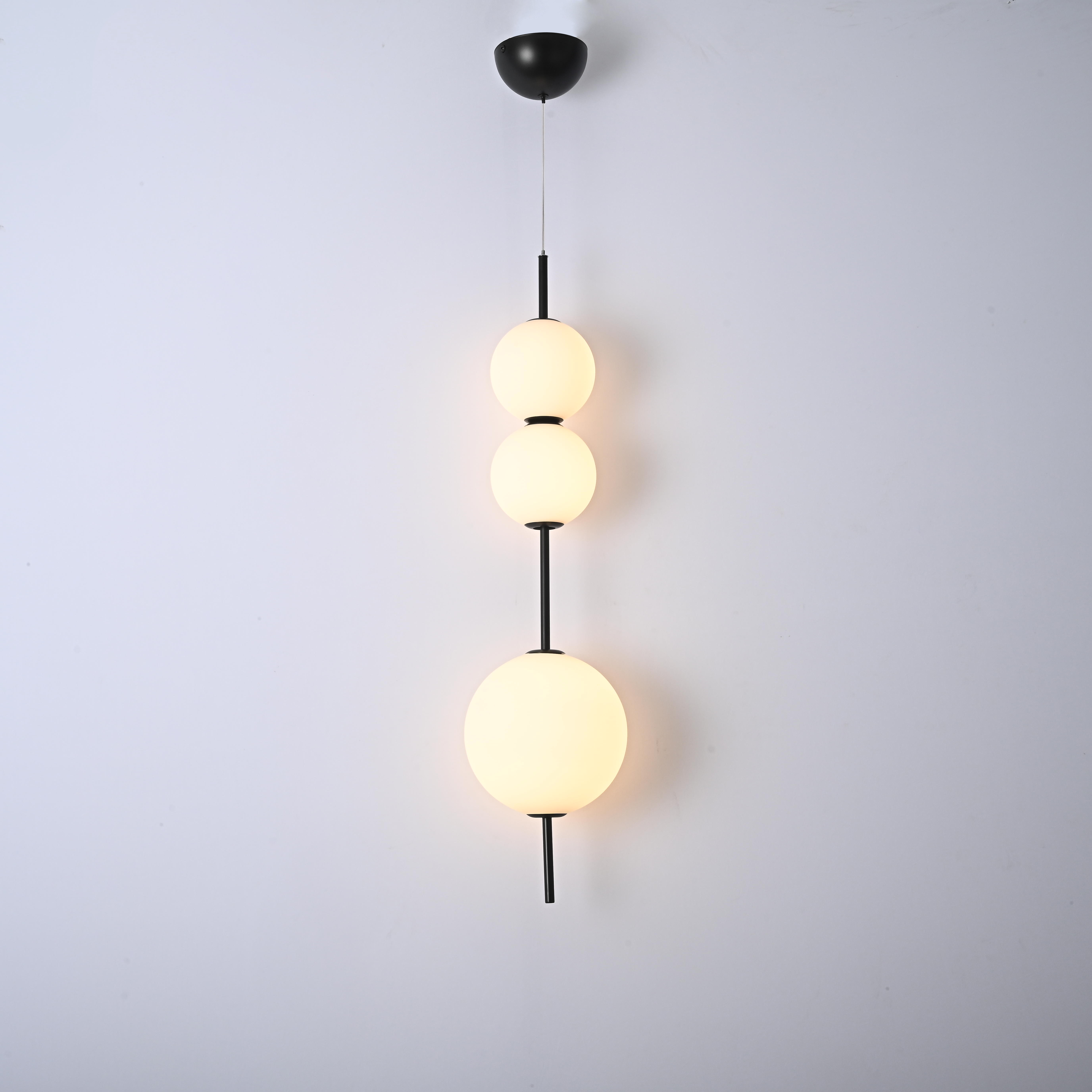 Подвесной светильник White beads Pendant B D40 by ImperiumLoft