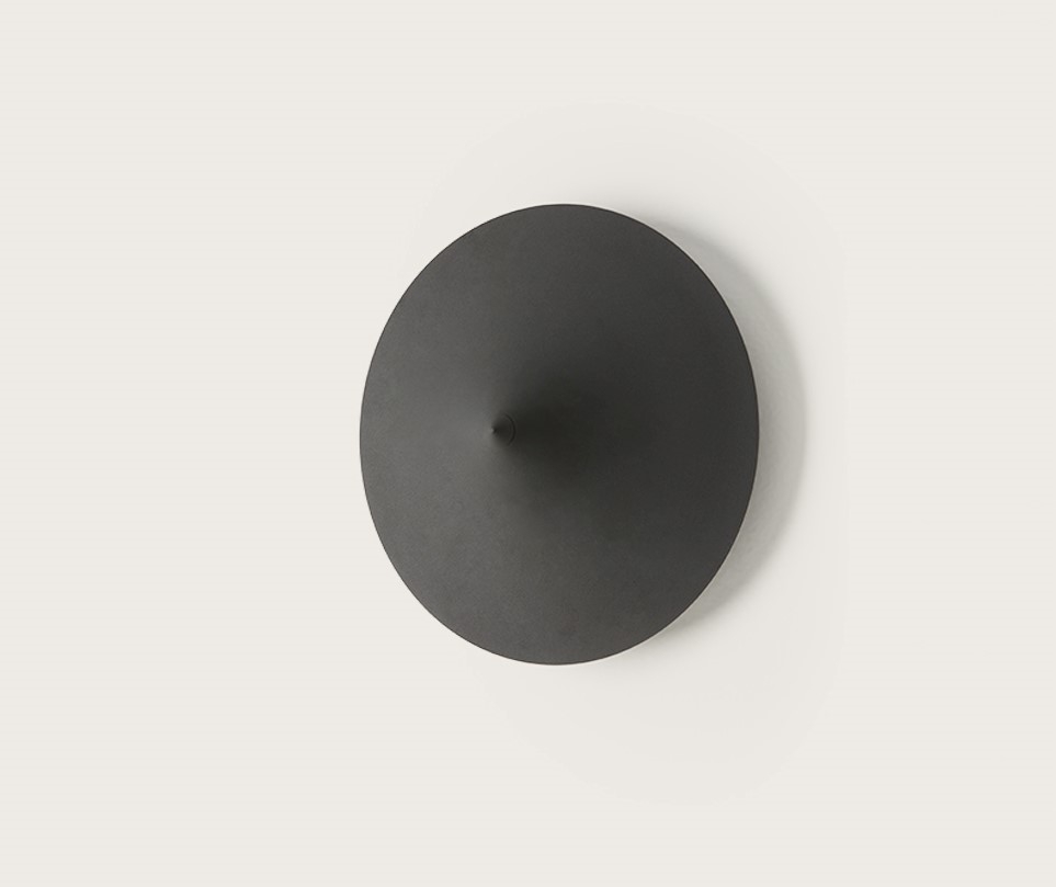 Настенный светильник Hat черный Aromas del Campo