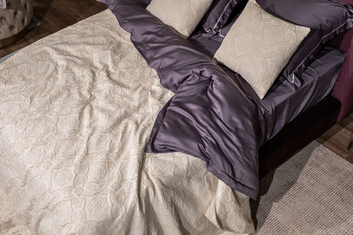 Наволочка декоративная "Тиара" 50х50см бежевая Garda Decor 16AMR-NS5050-NAV BEG