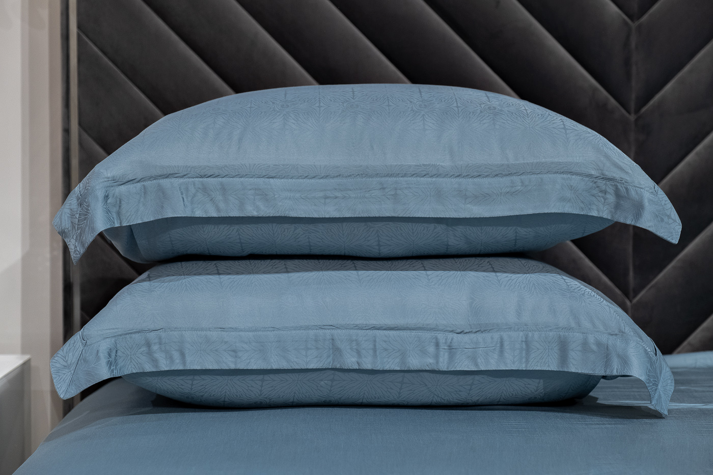 Комплект постельного белья Муар полуторный бамбук сине-зеленый Garda Decor 180JOD-18013