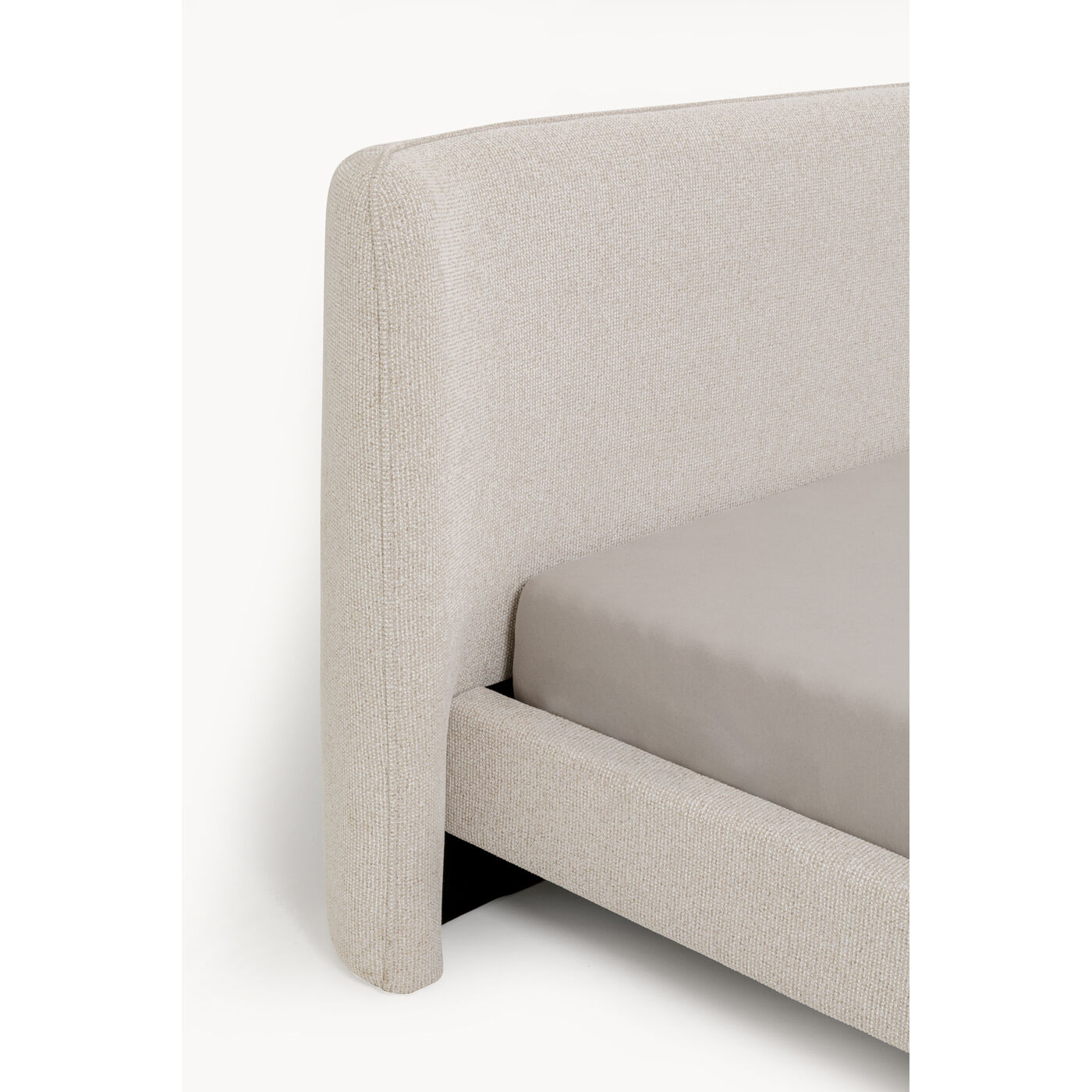 Кровать Paul 180x200cm KARE 71192