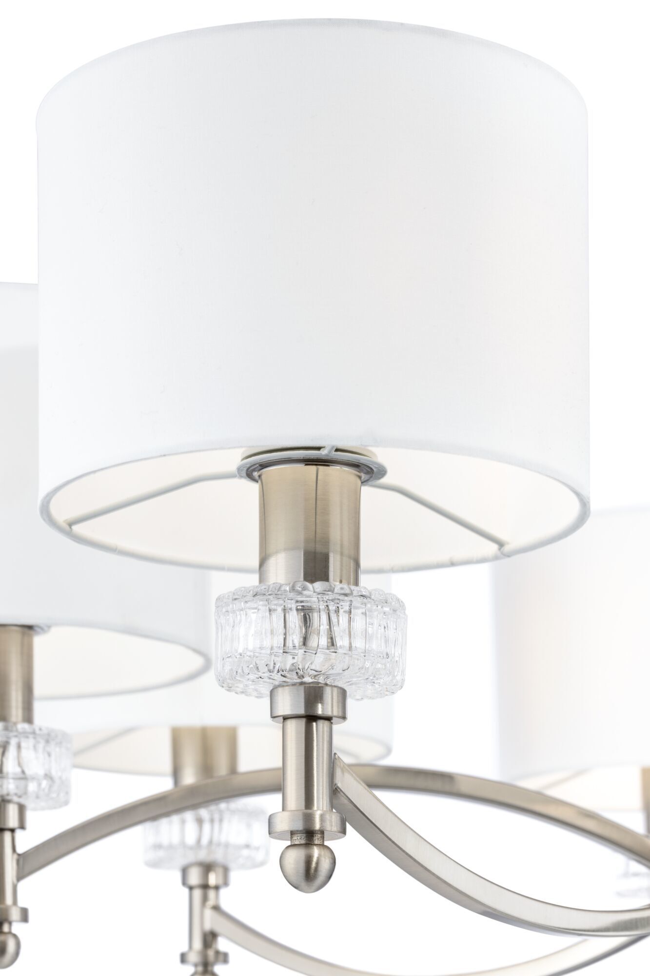 Люстра Maytoni MOD014CL-08N