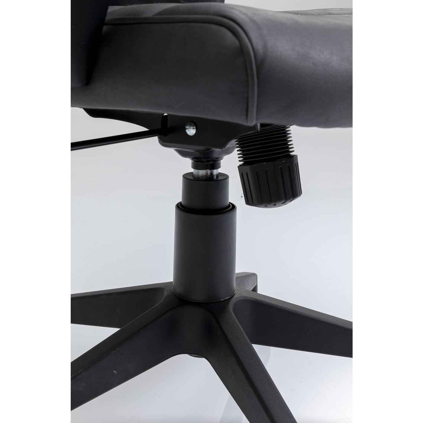 Кресло офисное Labora 84743 KARE