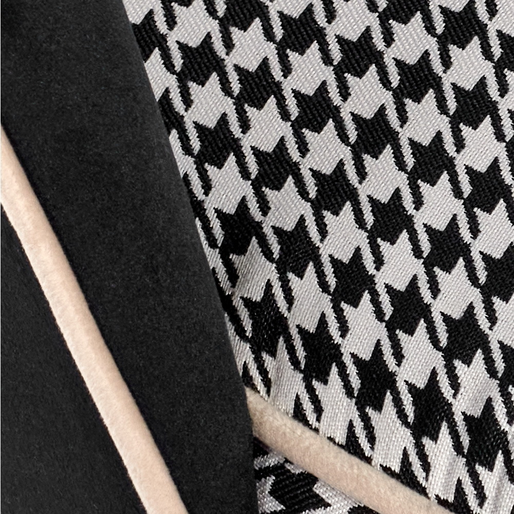 Стул Leo чёрный с жаккардом, с белыми ножками Bradex Home RF 0266