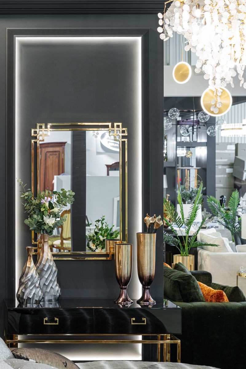 Ваза металлическая черно-золотистая Garda Decor 71PN-1232