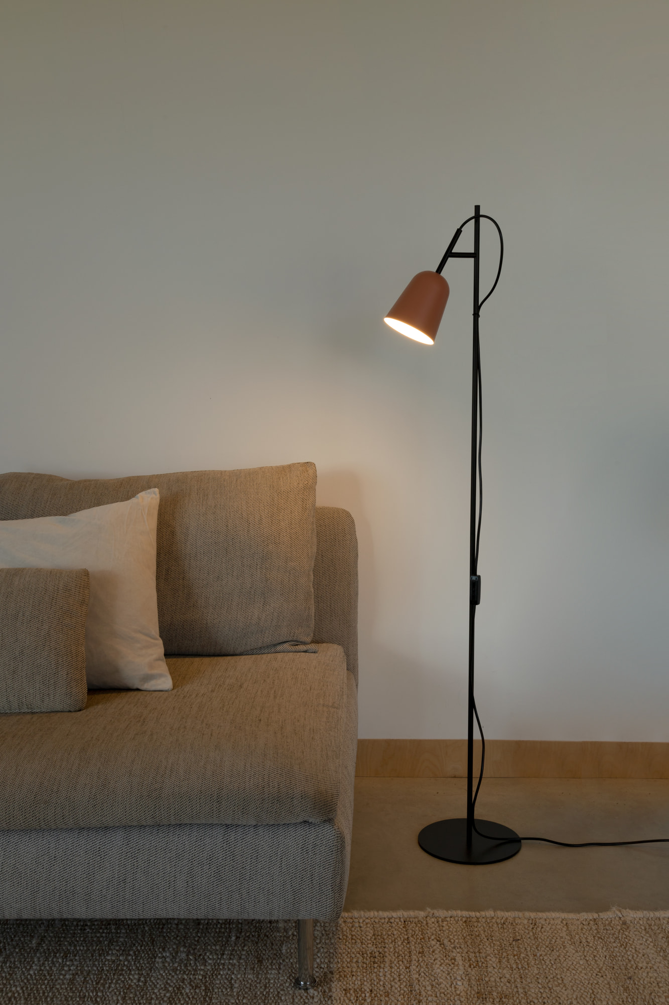 Торшер STUDIO розовый абажур 1xE14 Faro