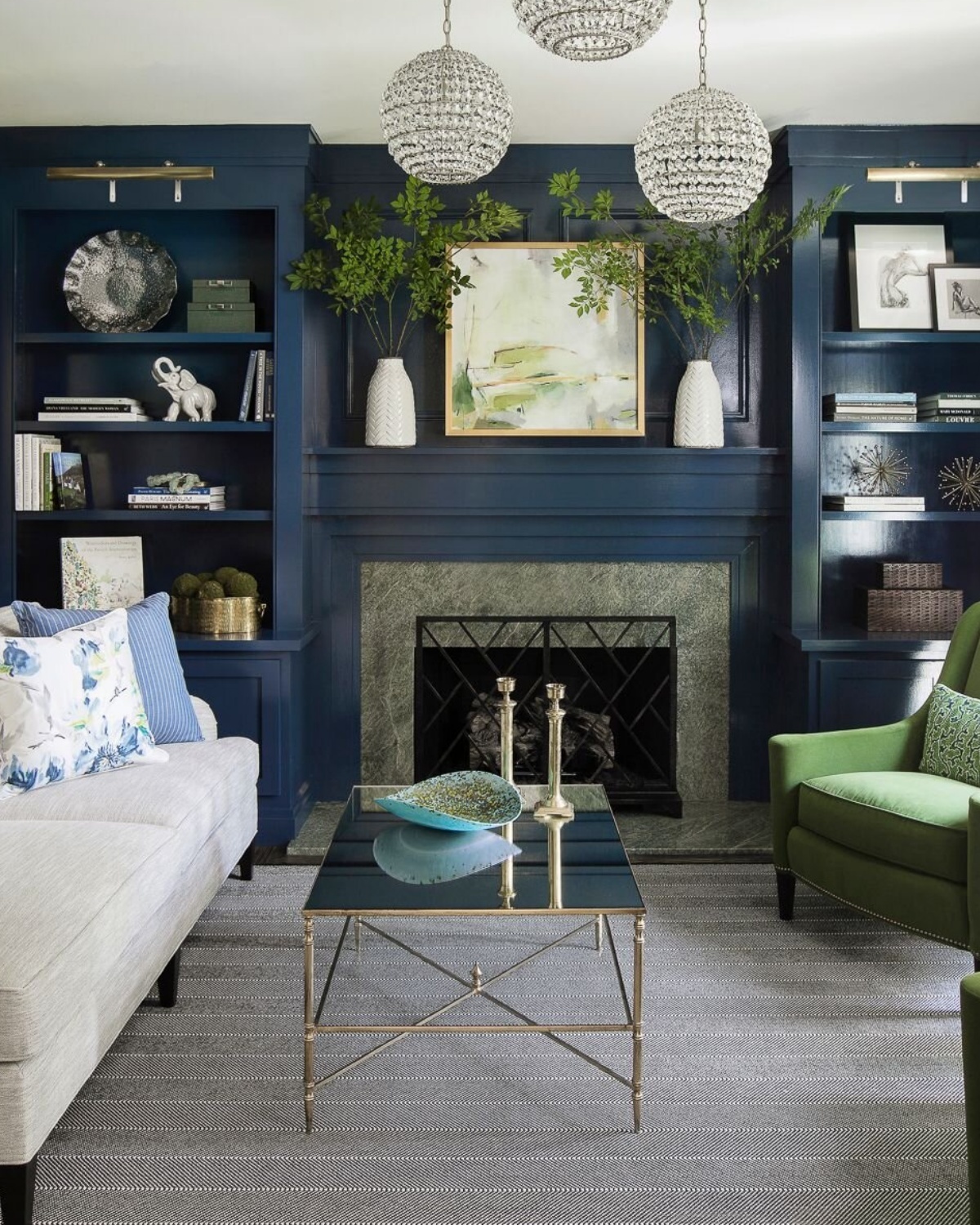 Золотой журнальный столик Хьюго Louvre Home LHFCT03927RJ