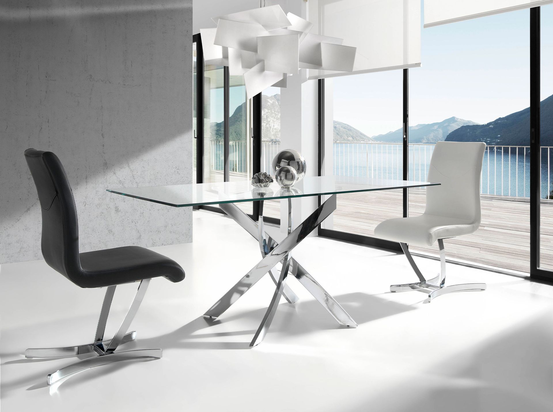 Стол обеденный прямоугольный F2133 /1061 стекло 150x95 с ножками из нержавеющей стали Angel Cerda